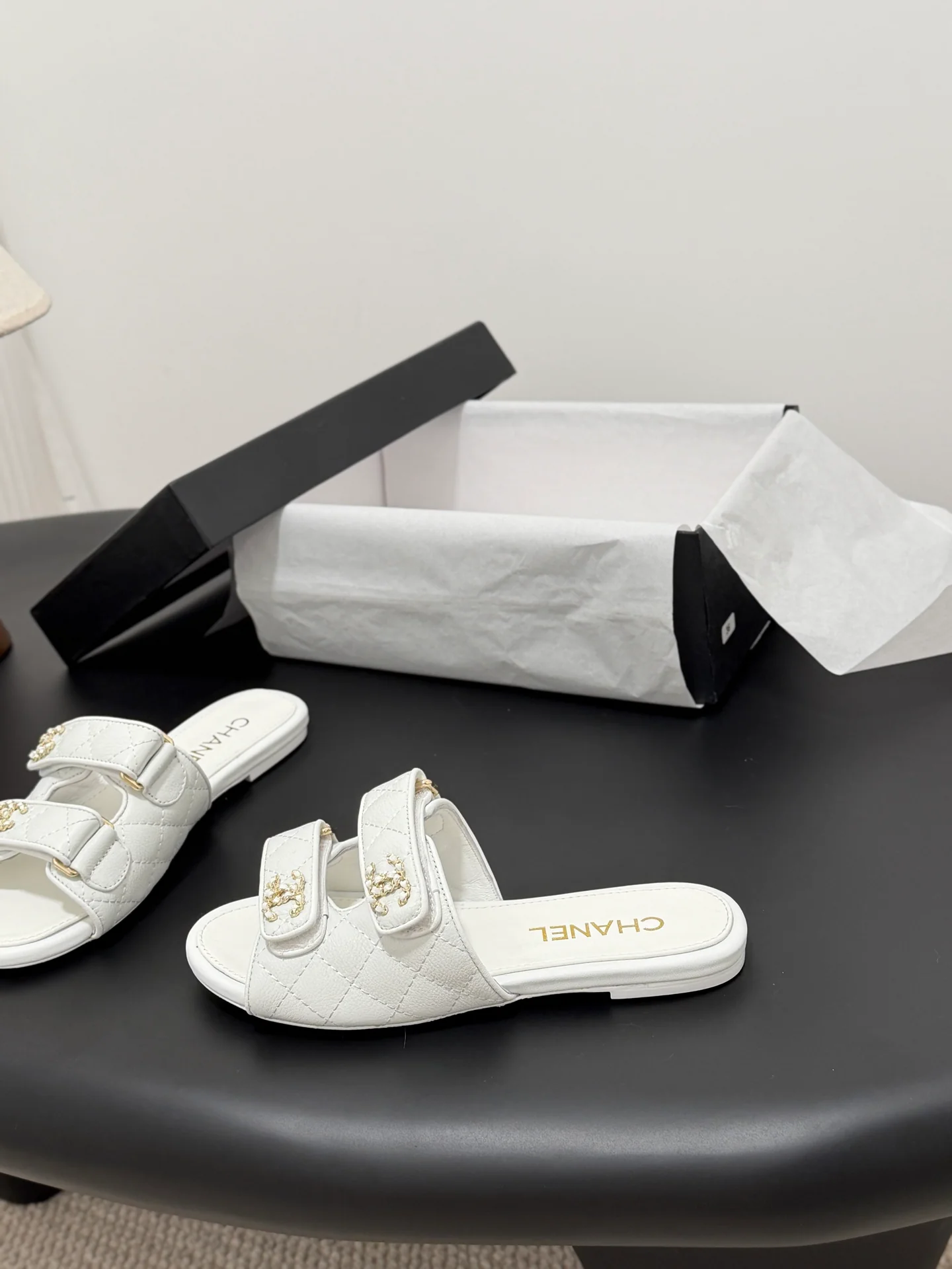 Chan 26ss slippers