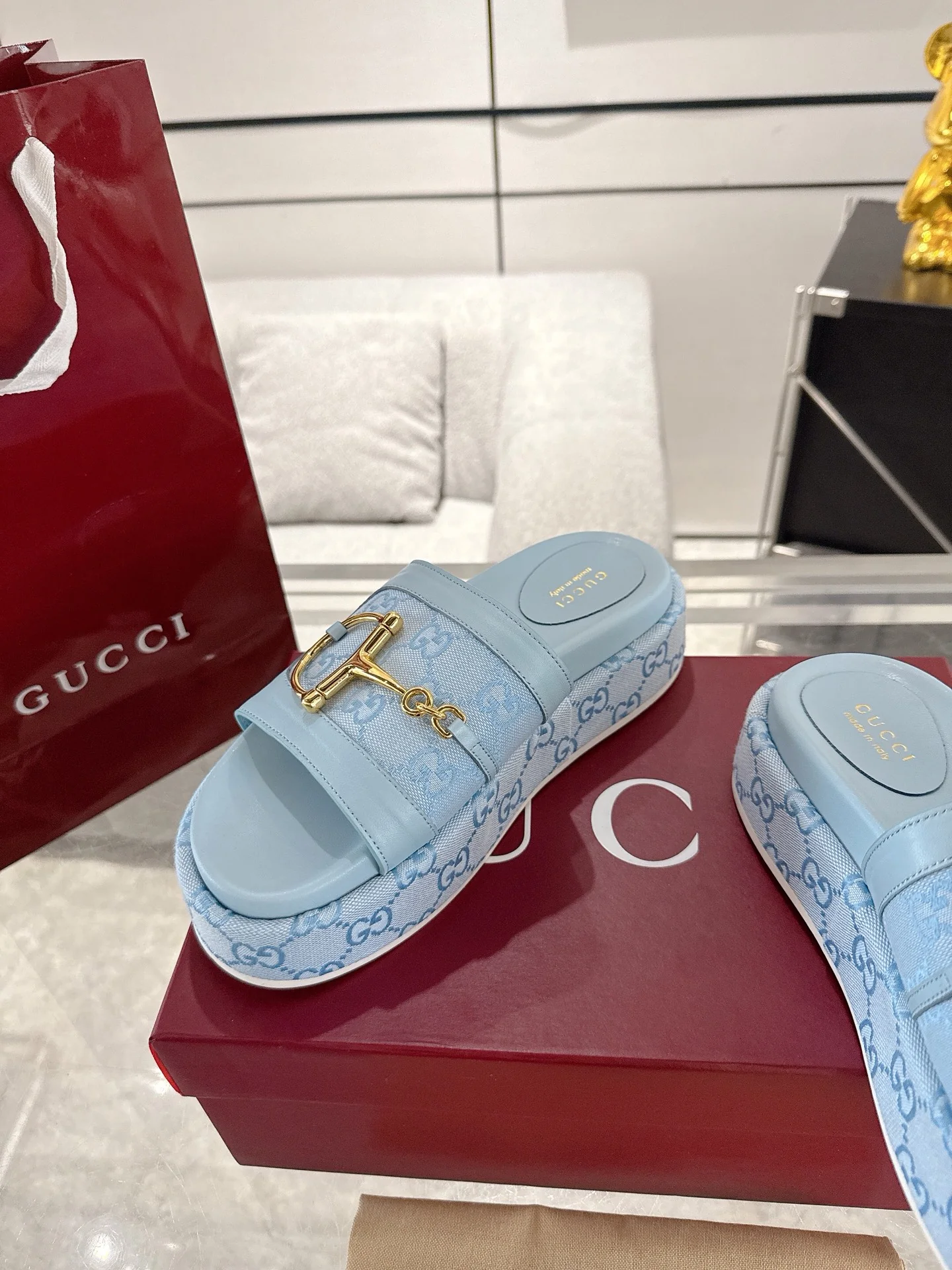 Gucc 25fw thick slippers
