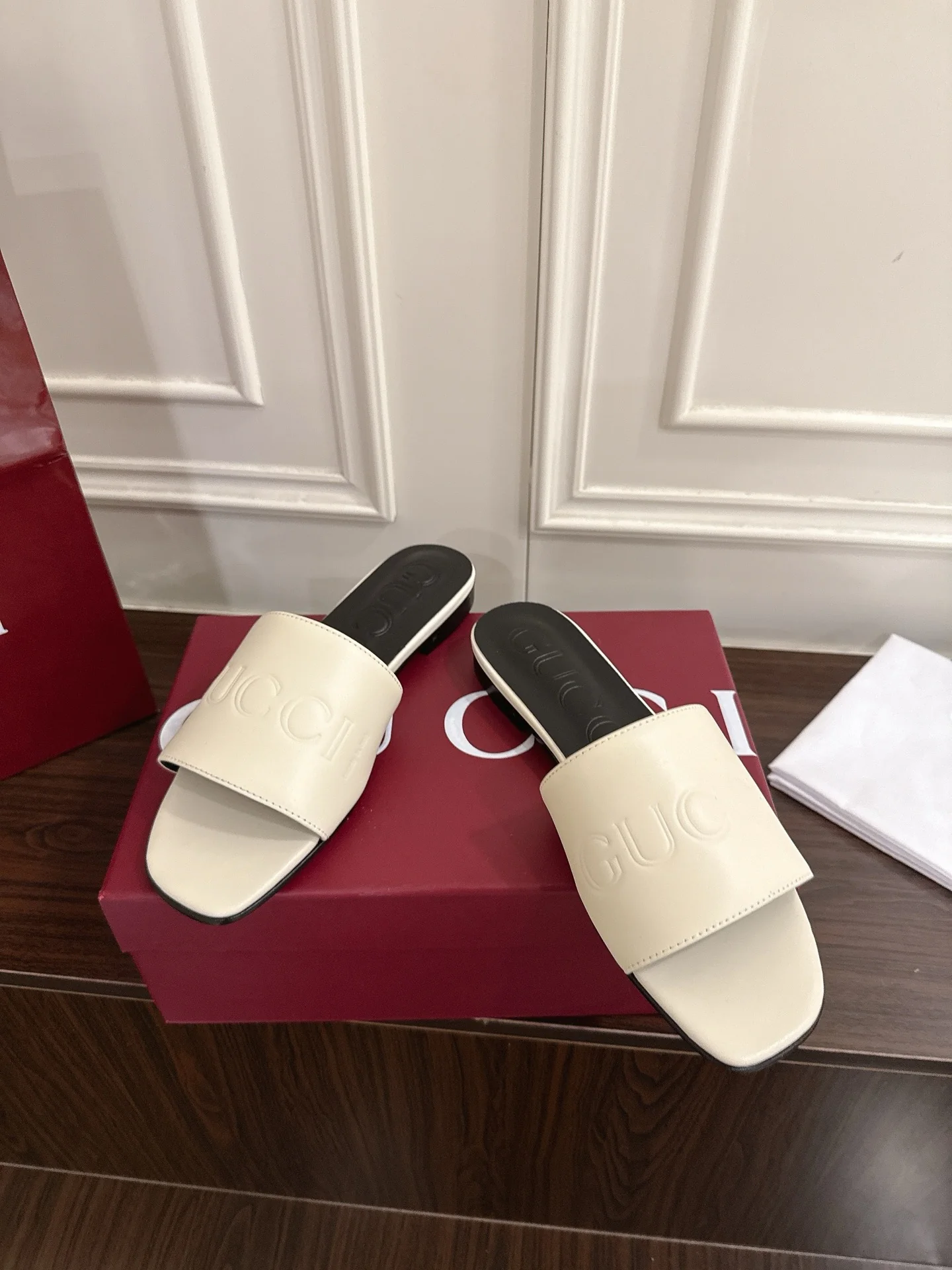 Guc 25fw slides
