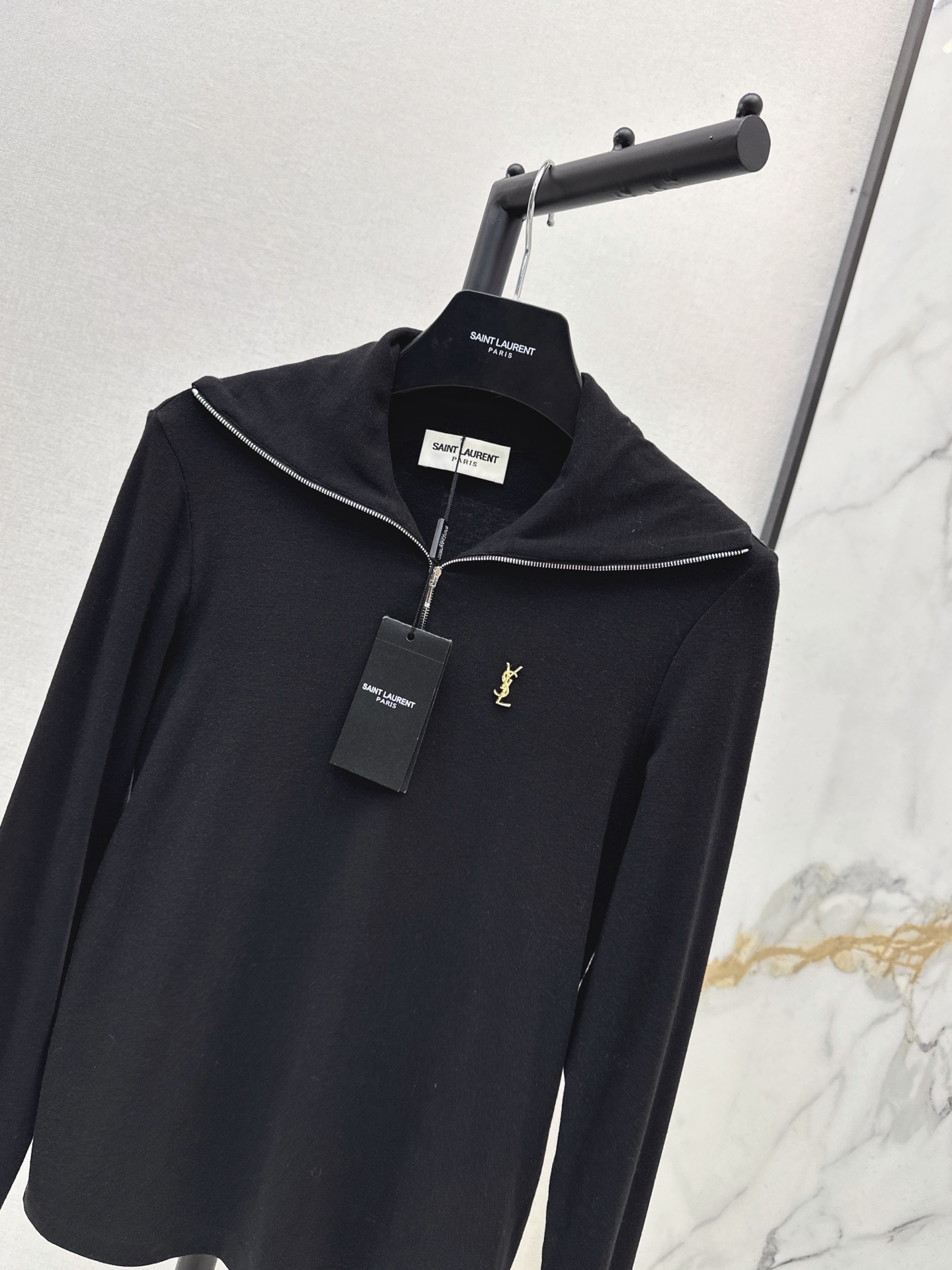 Sain 26fw zip-up knit basic tee