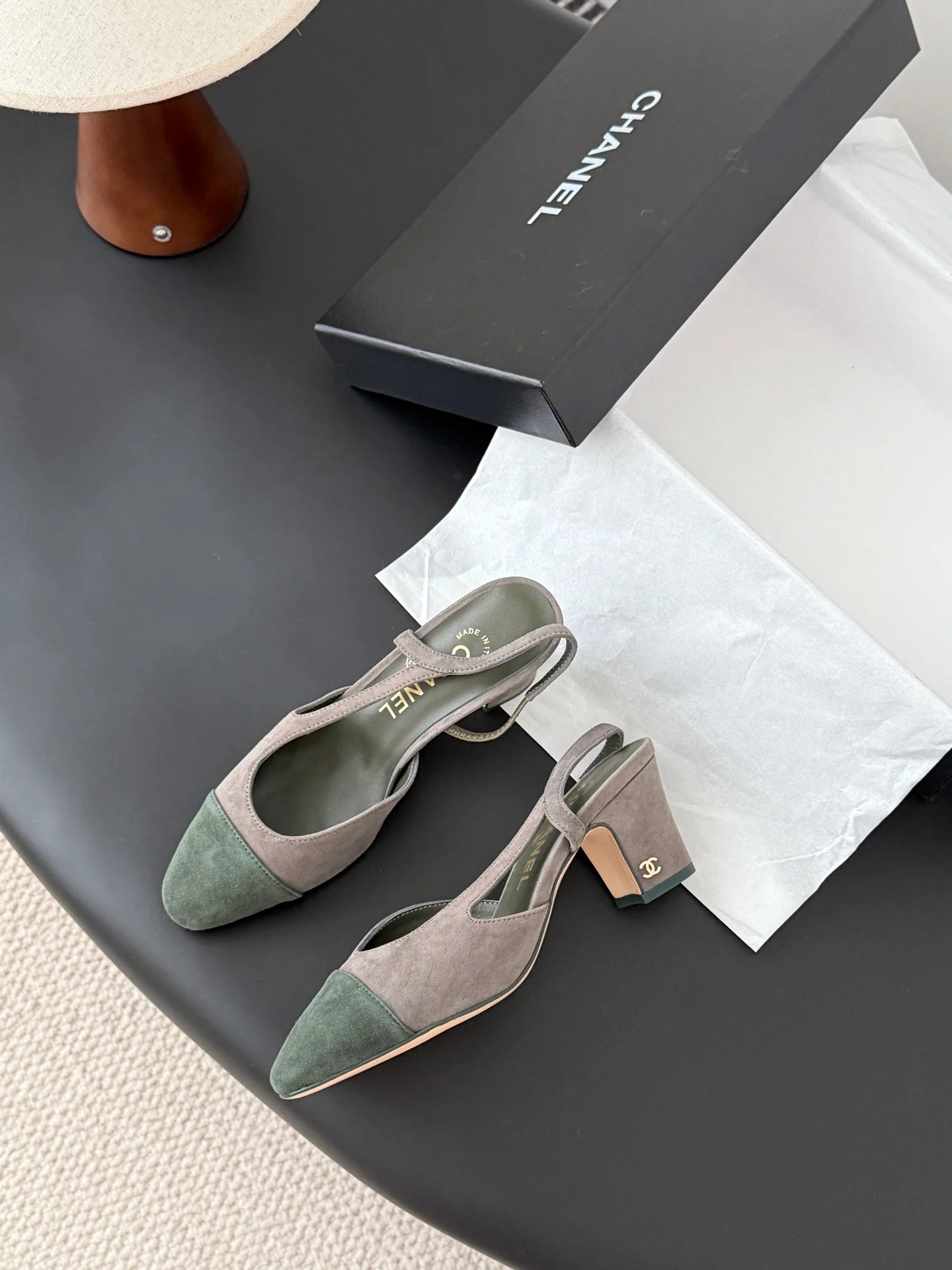 Chan 25fw slingback chunky heels