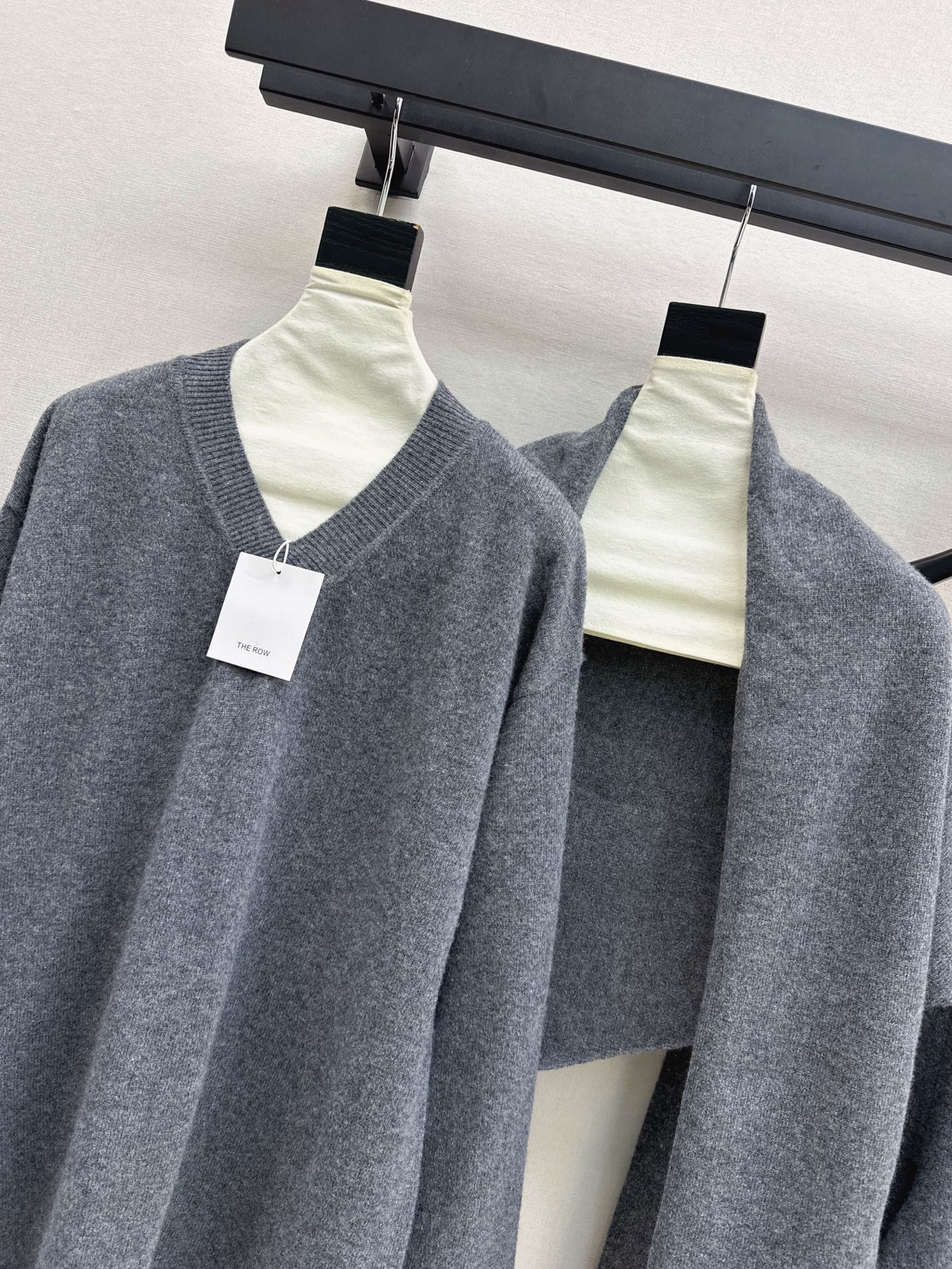 Row 26fw wool cape sweater pants sets