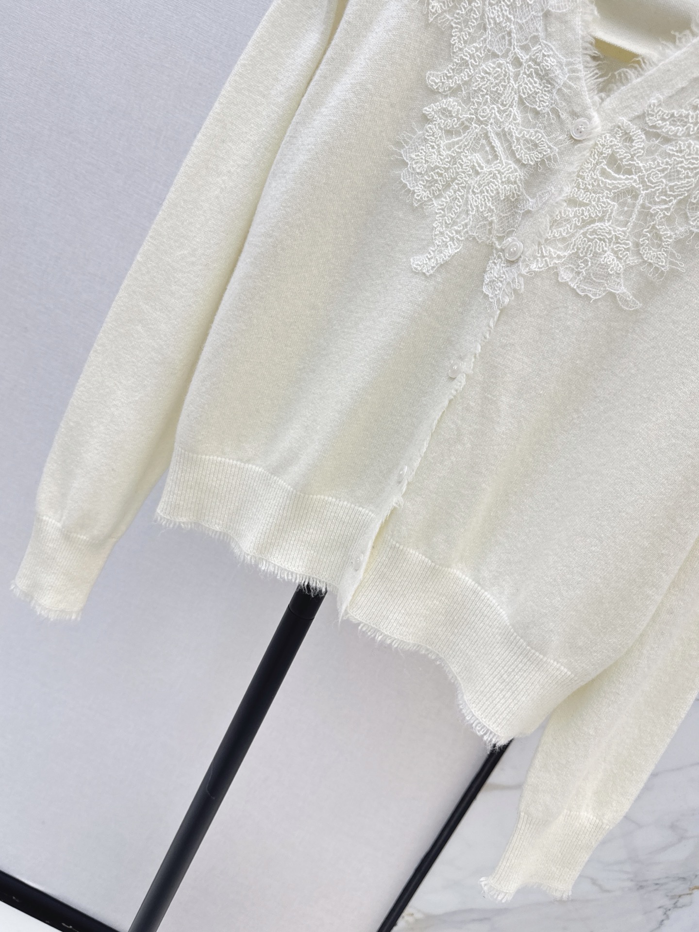 ES 26fw knit cardigan