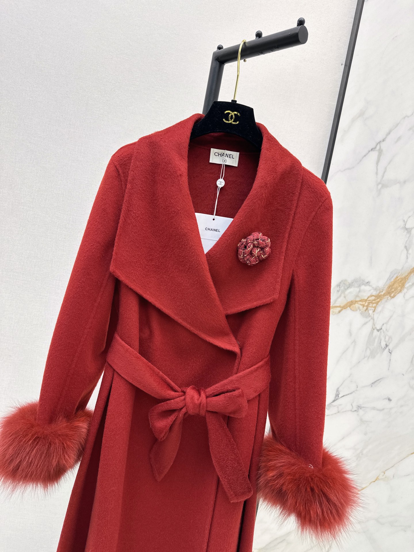 Chan 26fw belted long coat with fur-effect cuffs
