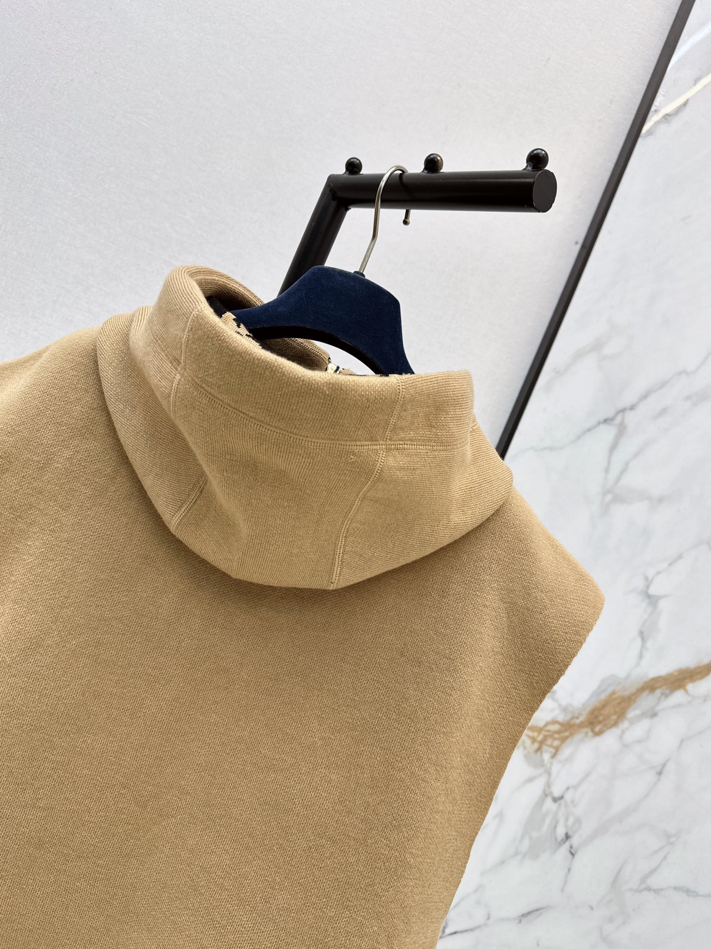 Loui 26ss hooded cape vest jacket