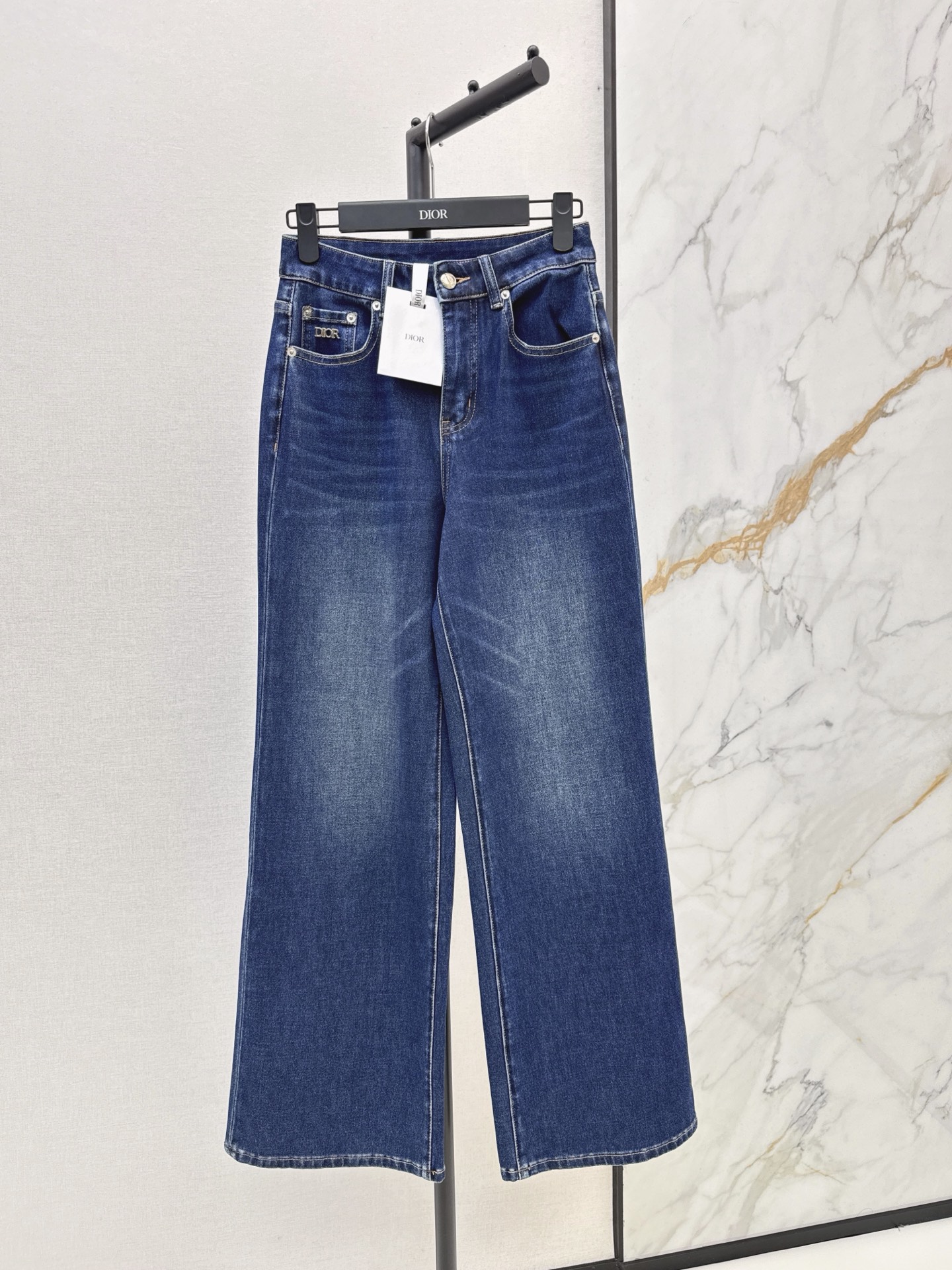 CD 26fw embroidery patch jeans
