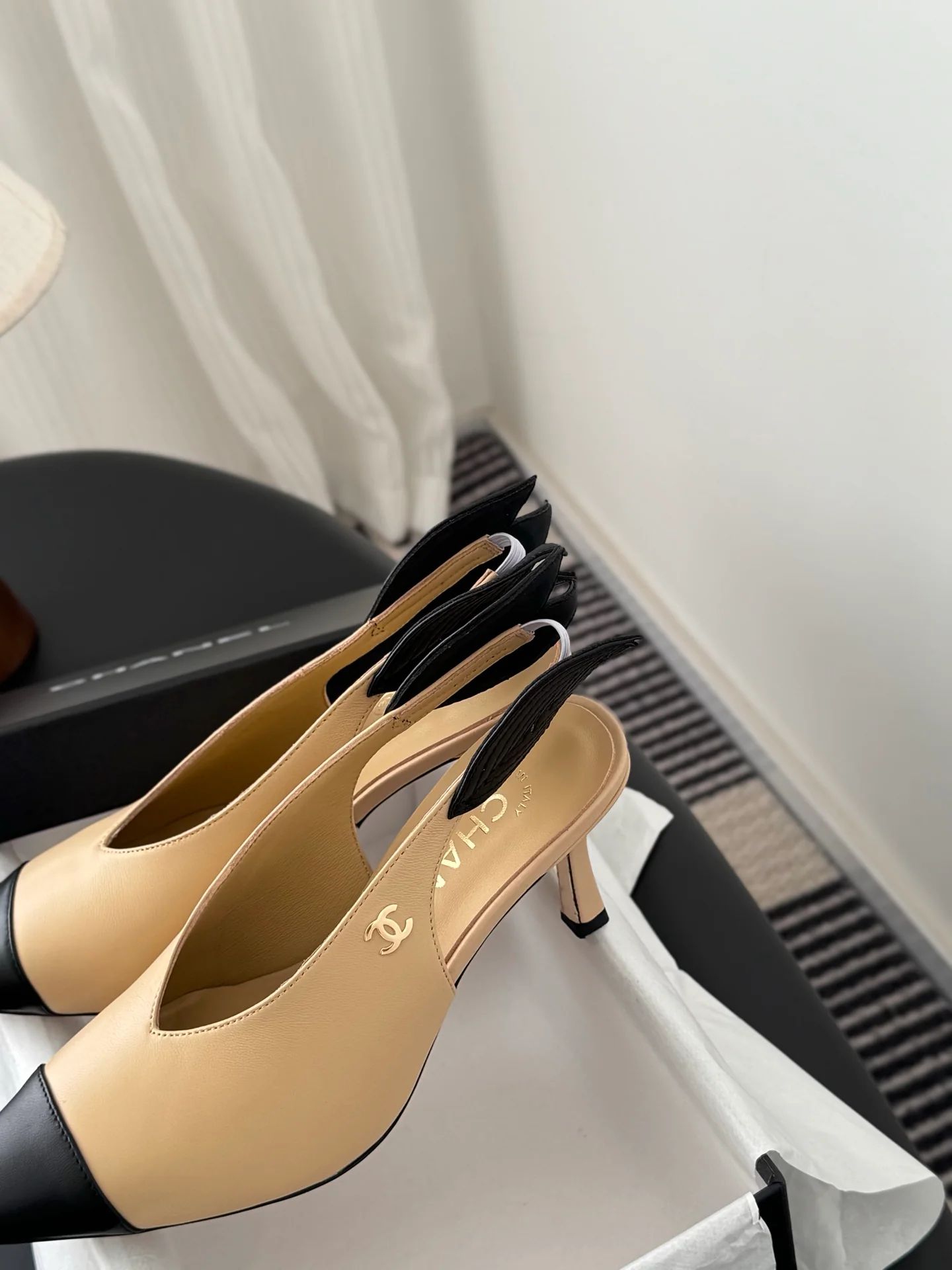 Chan 26ss slingback heels