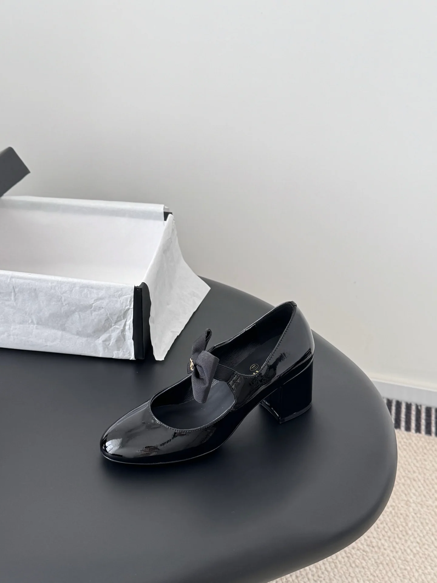 Chan 26ss chunky heel mary jane shoes