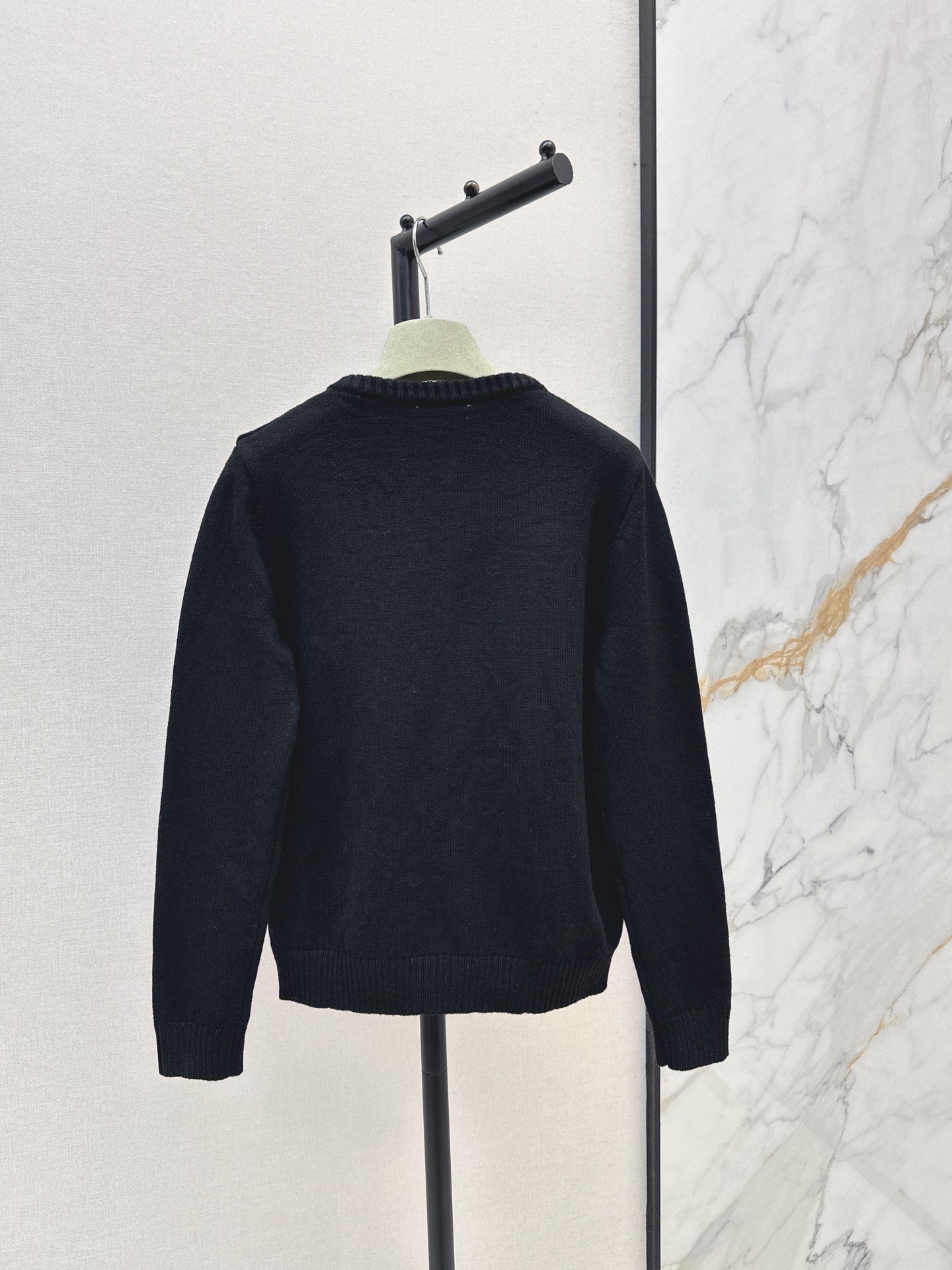 Her 26fw embroidery knit cardigan