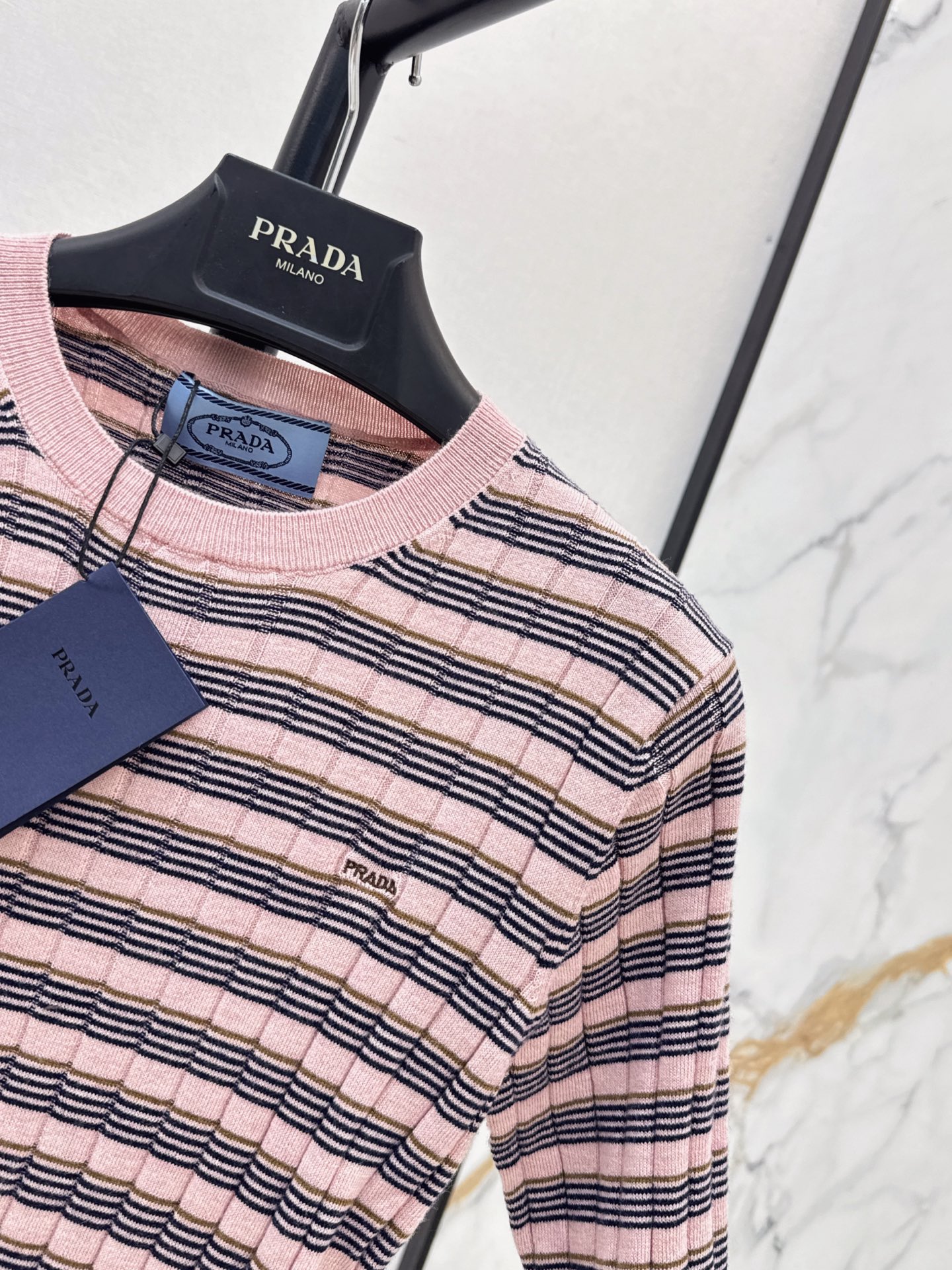 Pra 26fw stripe knit sweater