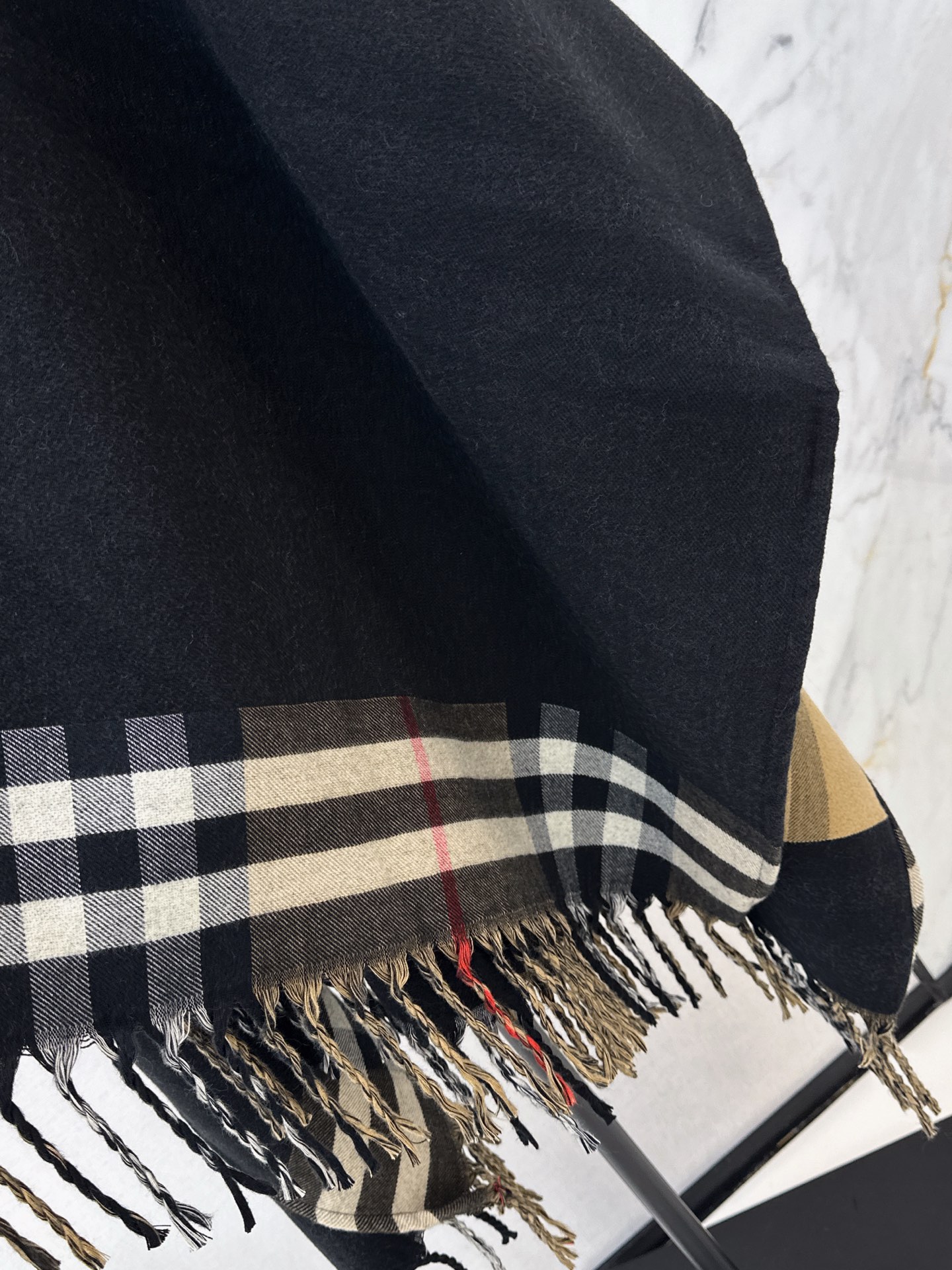 Bur 26fw shawls cape