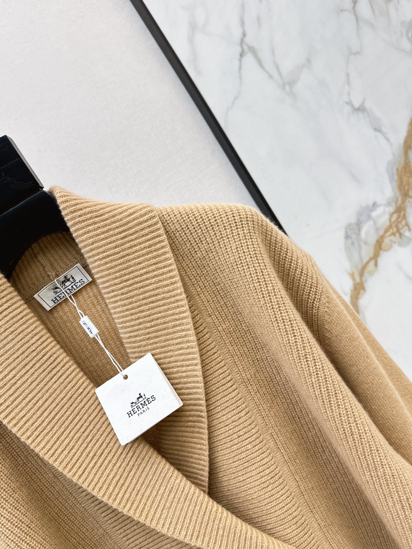 Her 26fw cashmere knit jacket