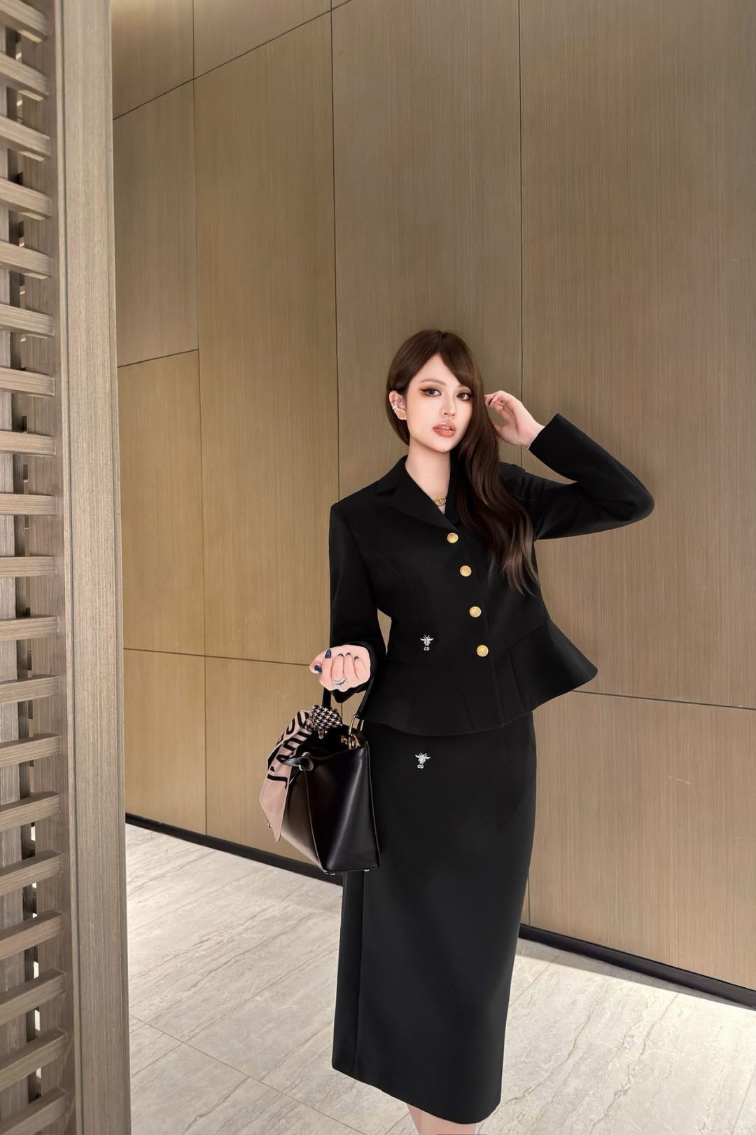 CD 26fw bee embroidery jacket A-lin skirt