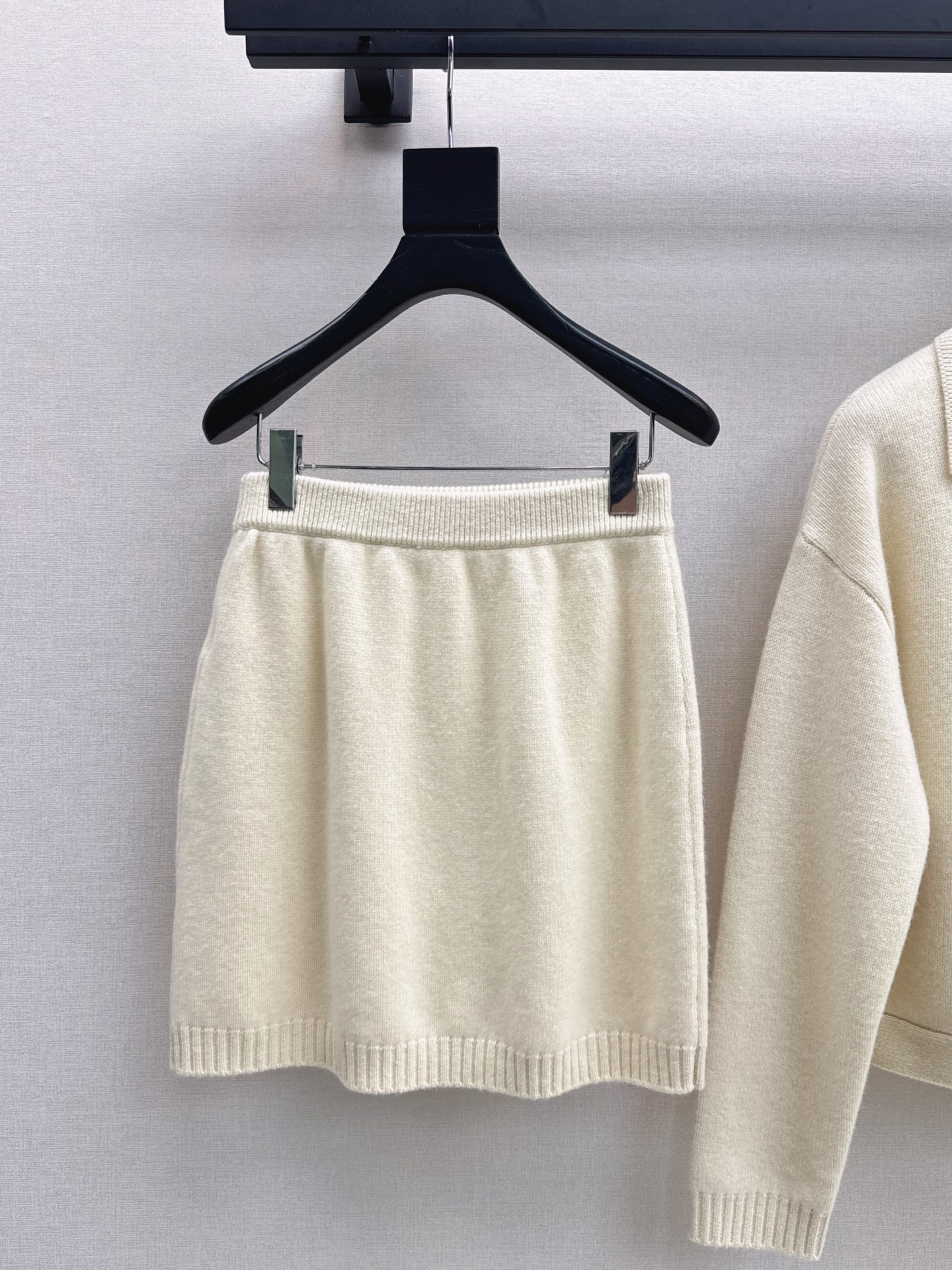 Max 26fw knit cardigan skirt sets