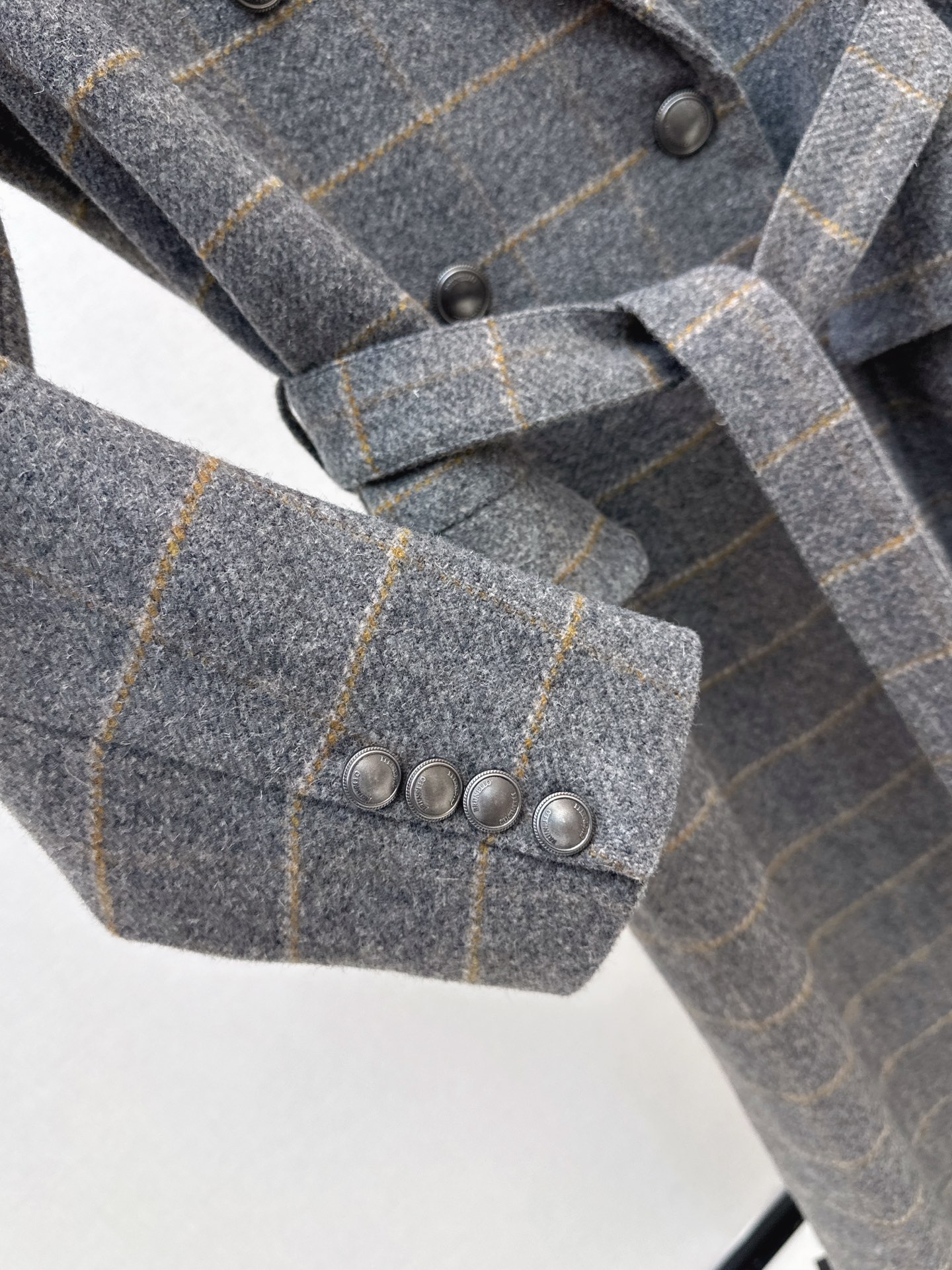 Brun 26fw belted check overcoats