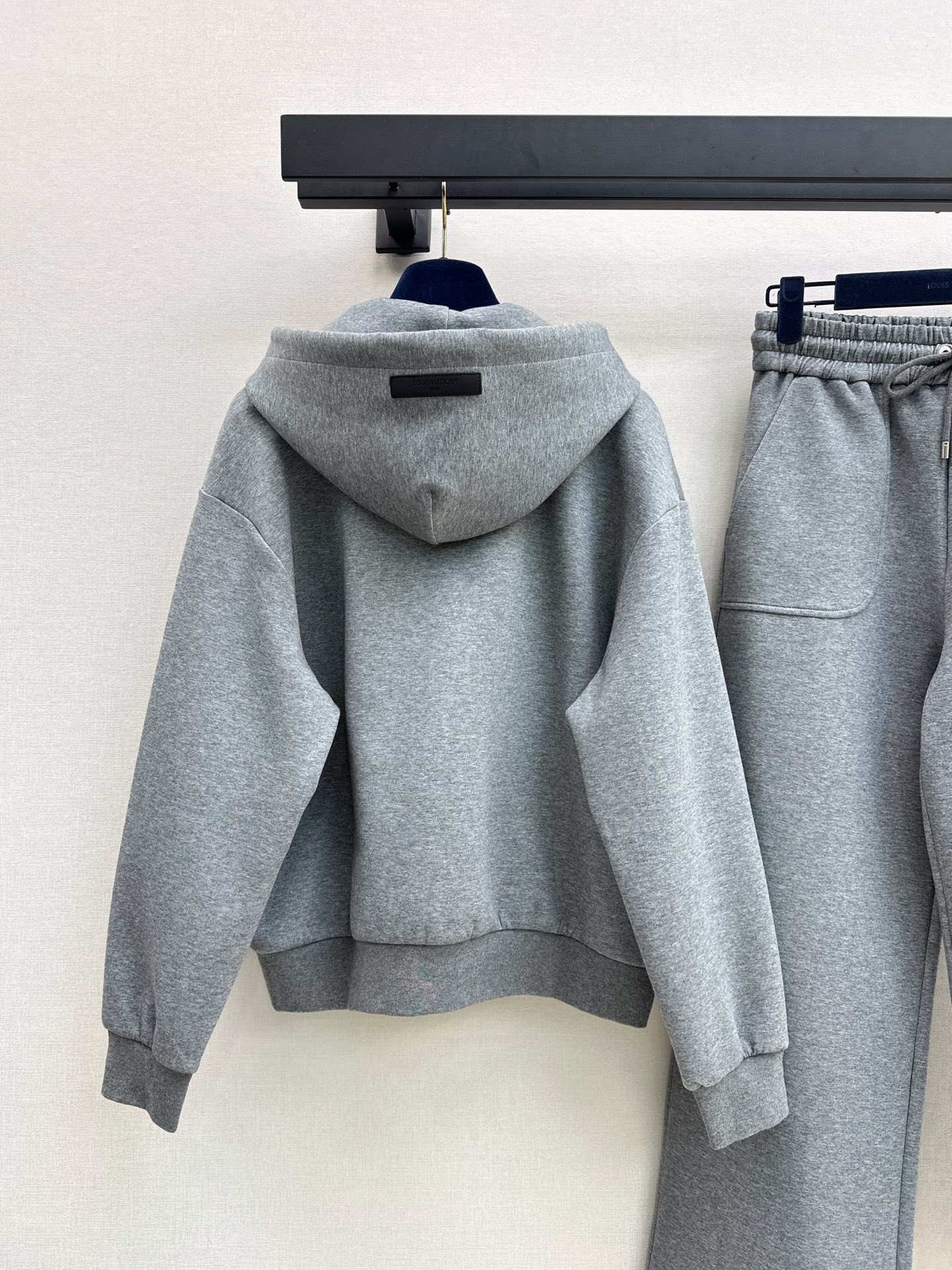 Loui 26fw hooded jacket pants sets