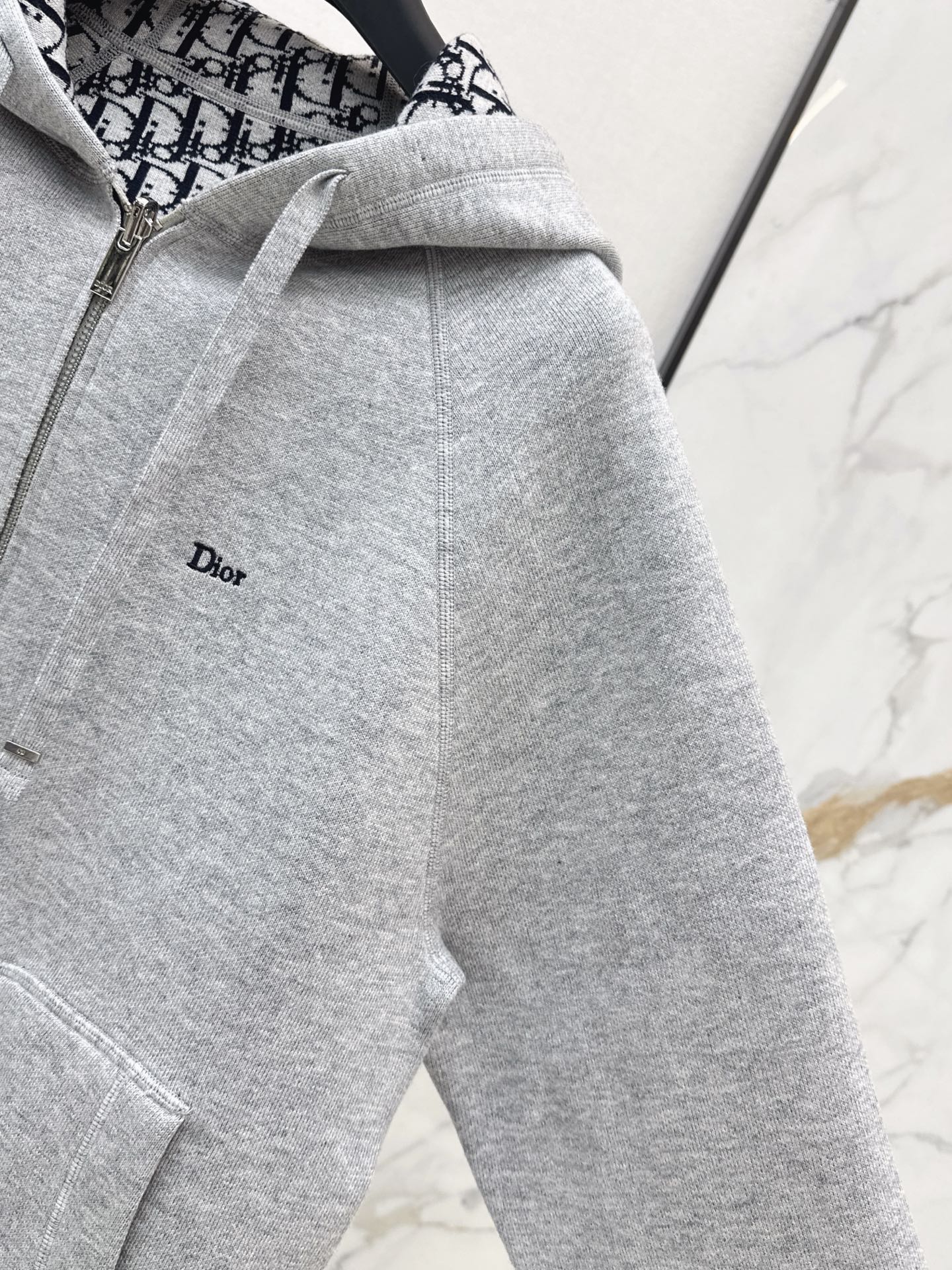 CD 26fw reversible hooded jacket