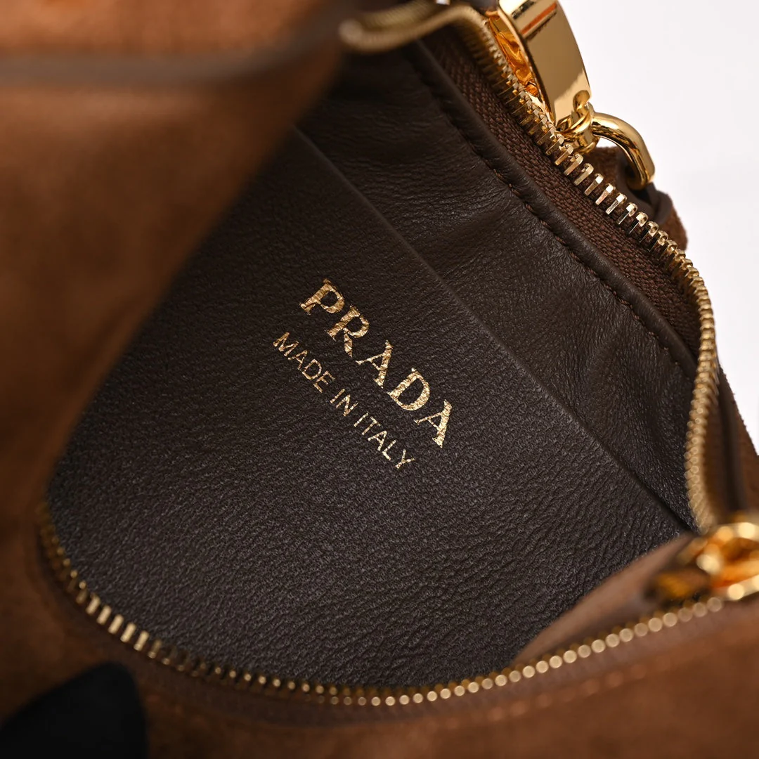 PD Product details Nubuck  leather