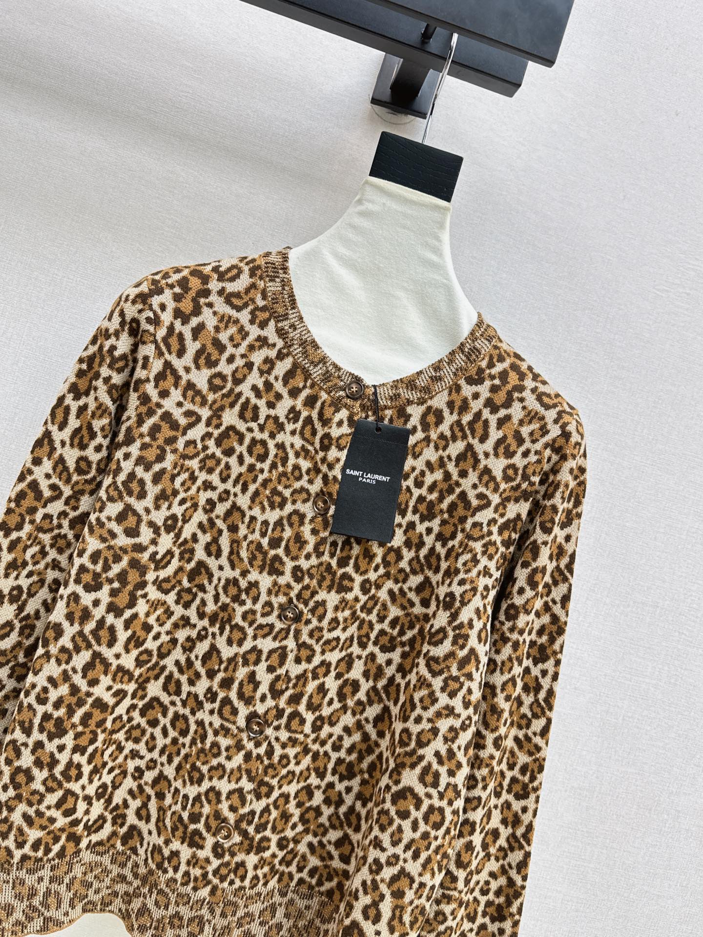 Sain 26fw leopard jacquard knit cardigan