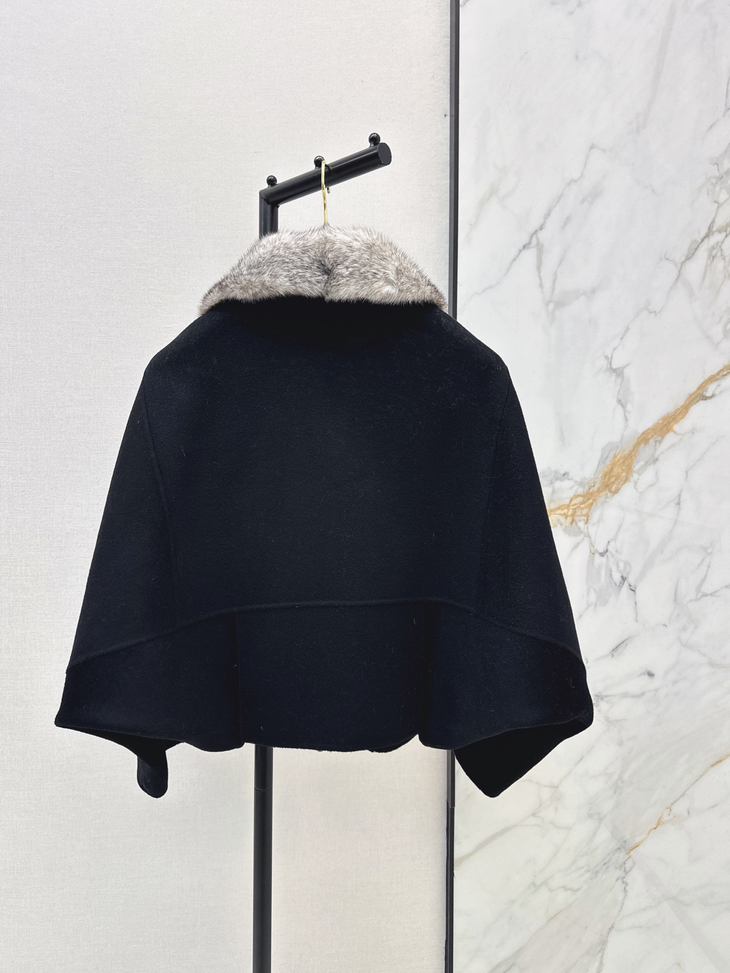 Brun 26fw fur-trim wool jacket