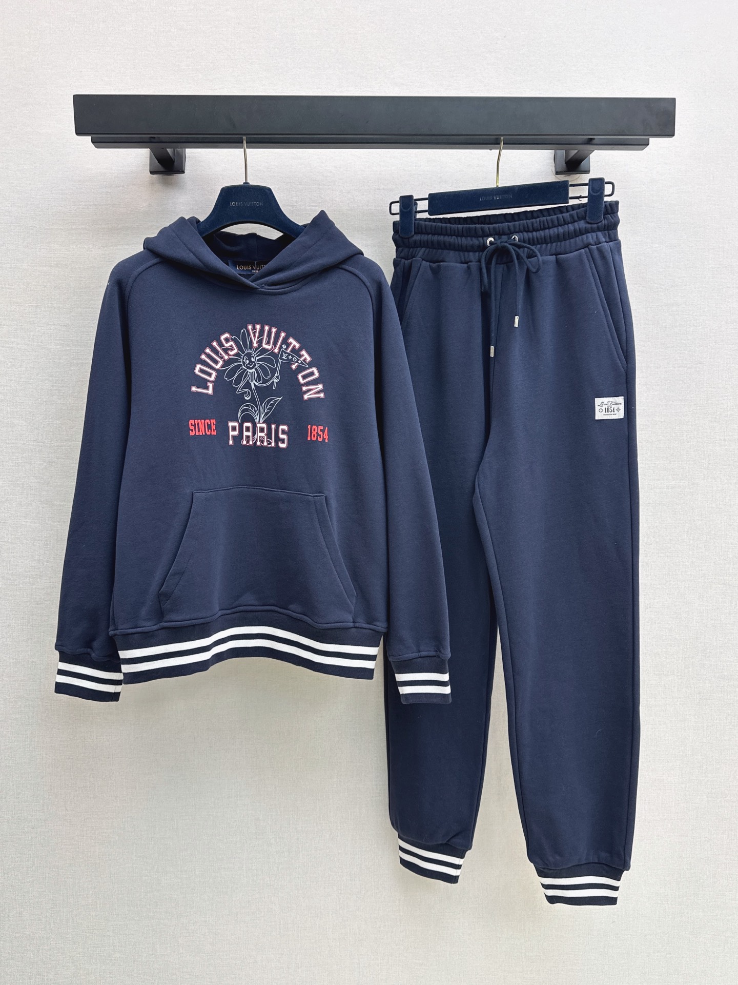 Loui 26fw hooide sweater pant sets
