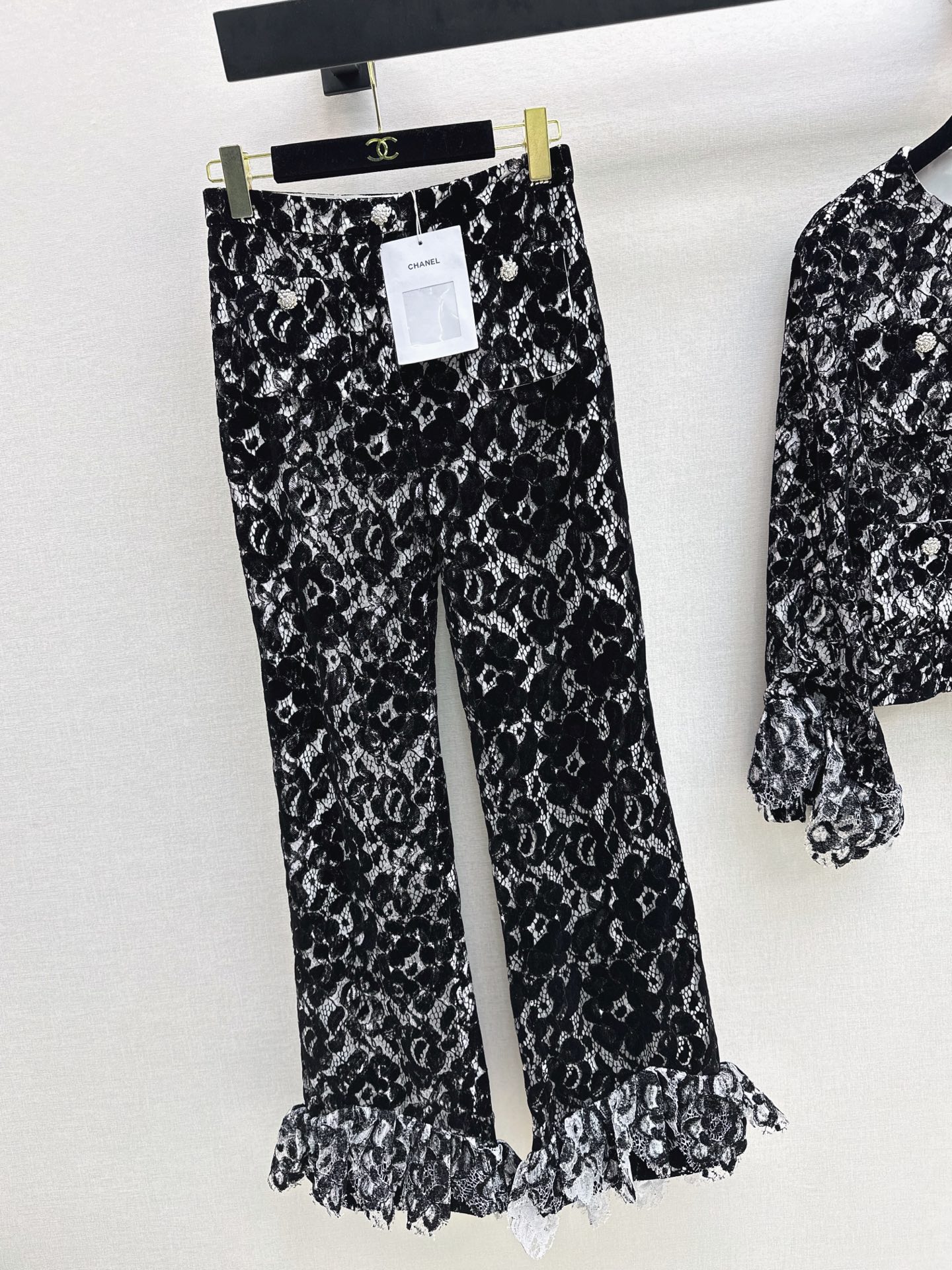 Chan 26fw flarel pants