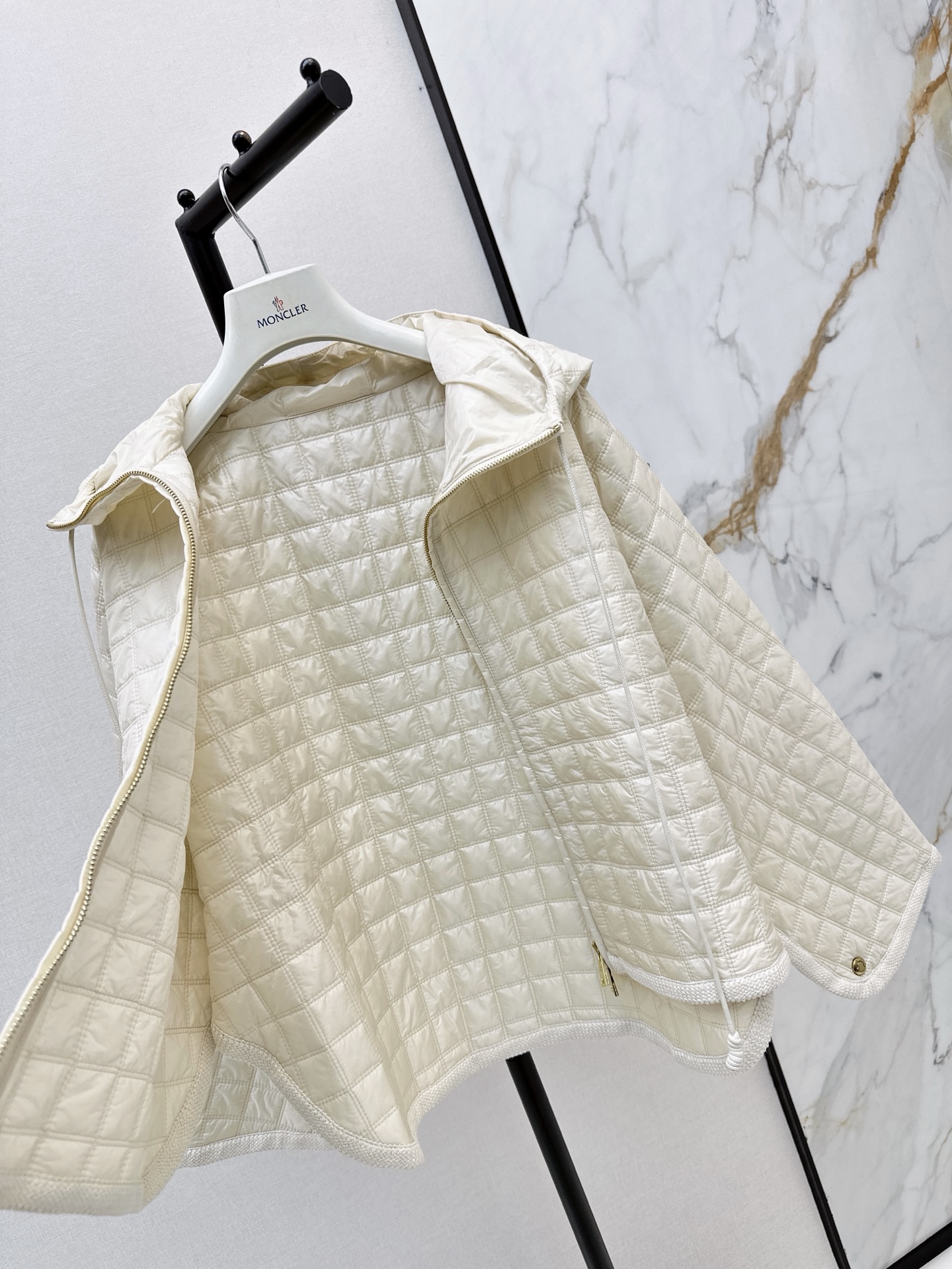 Monc 26fw hooded padded jacket
