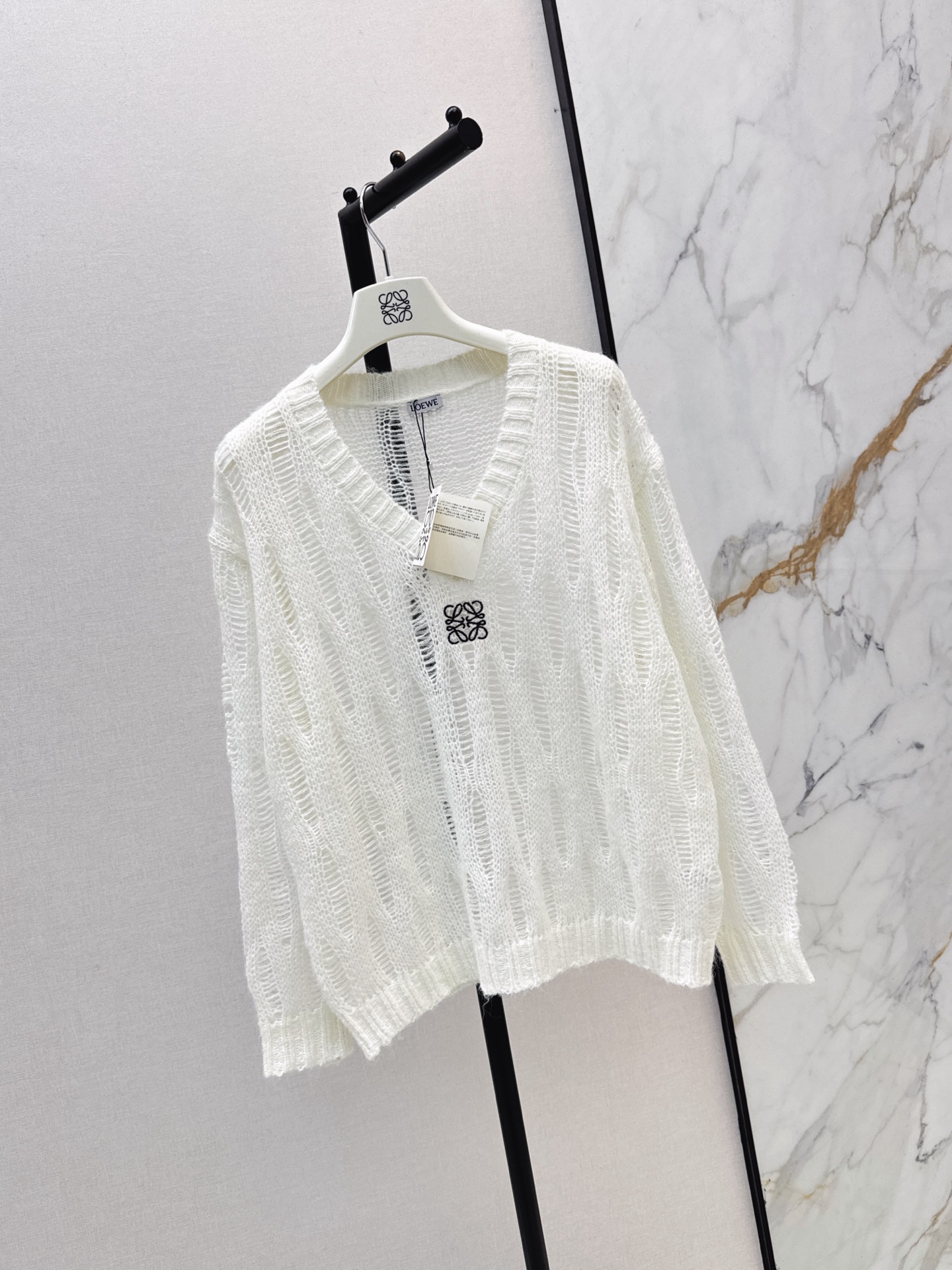 Loe 26fw hollow knit sweater
