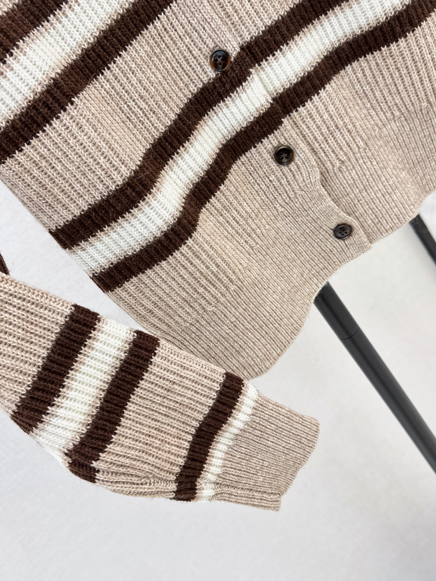 Brun 26fw stripe cardigan