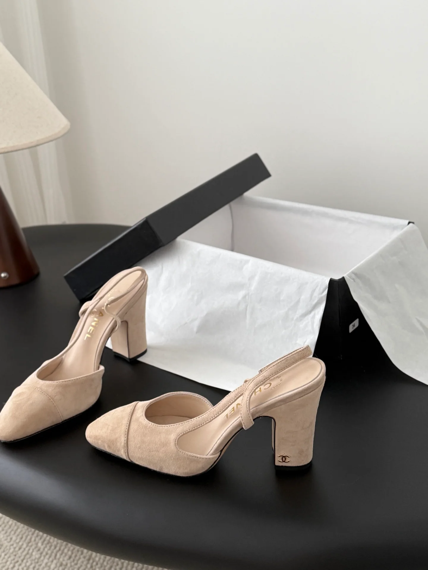Chan 25fw slingback heels