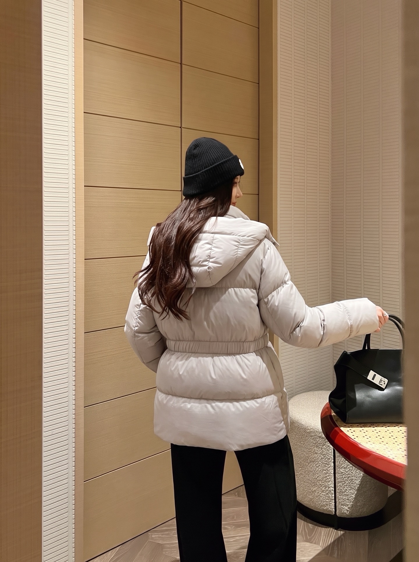 Celi 26fw hooded belted down jacket