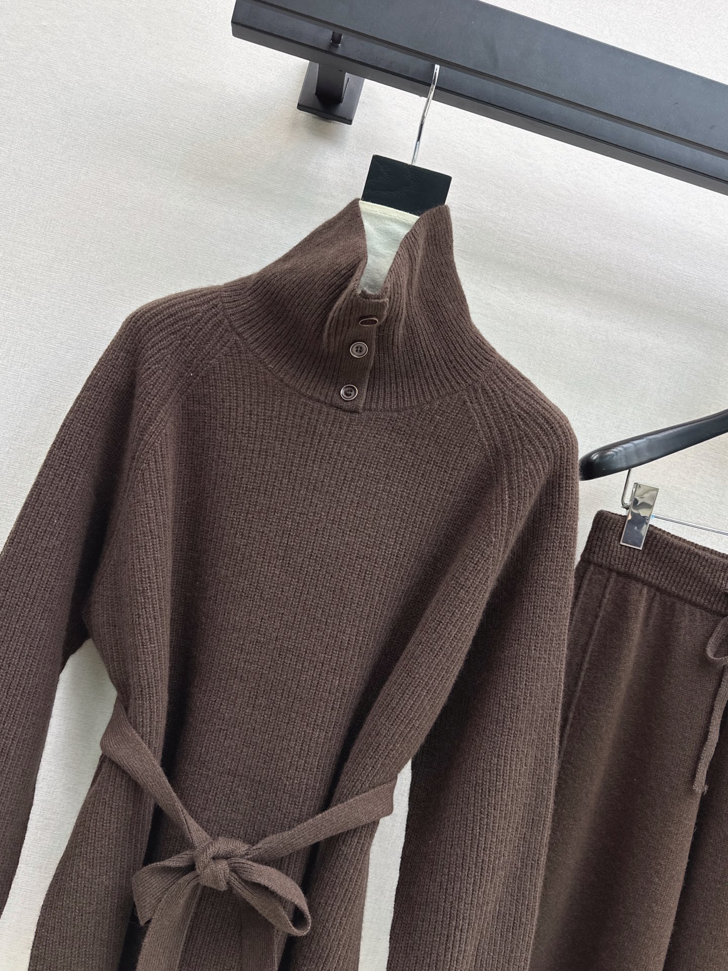 Her 26fw wool sweater pants sets