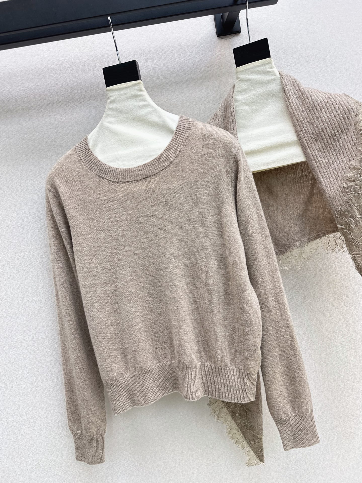ES 26fw knit lace cape sweater sets