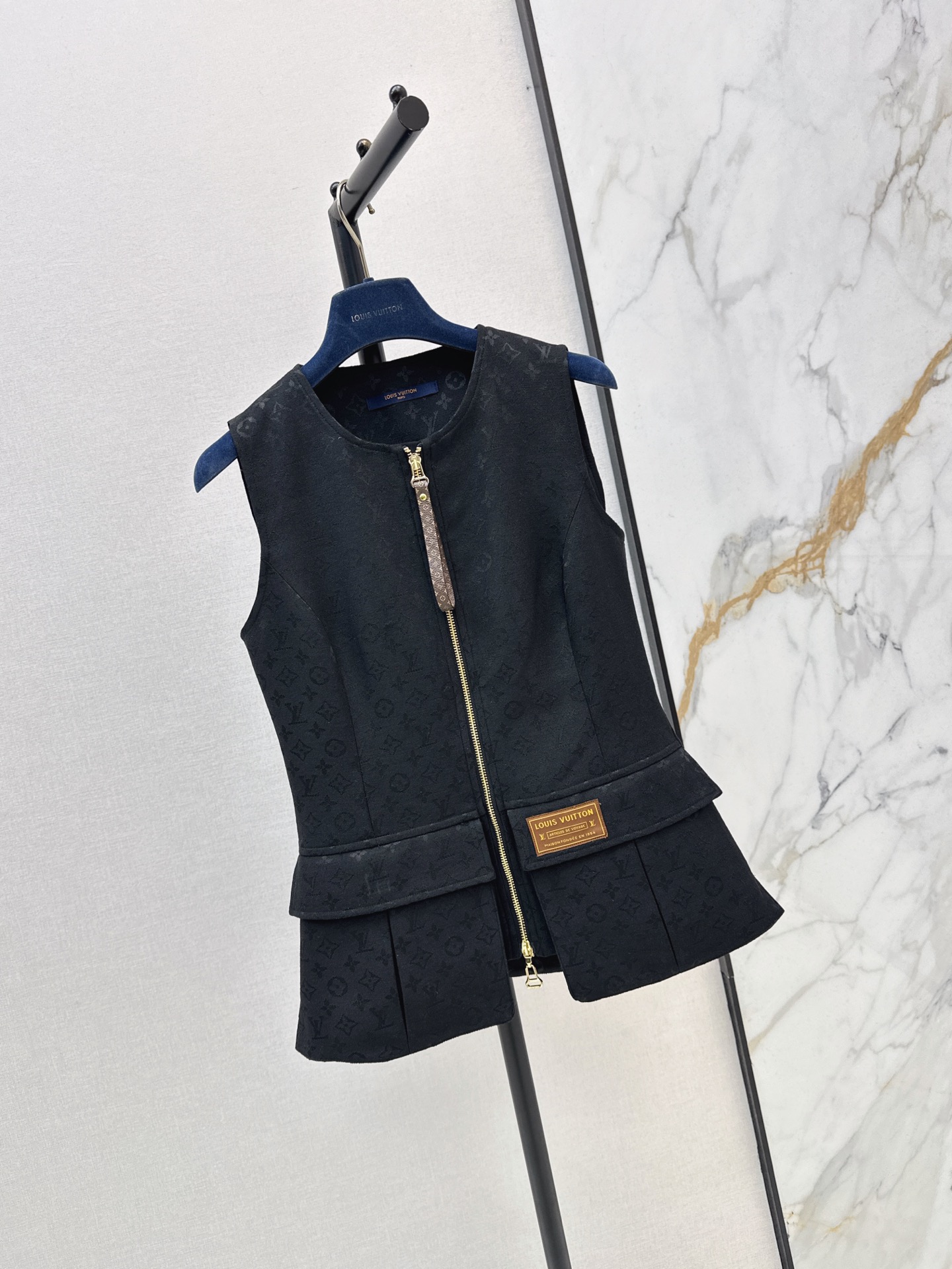 Lou 26fw denim vest jacket