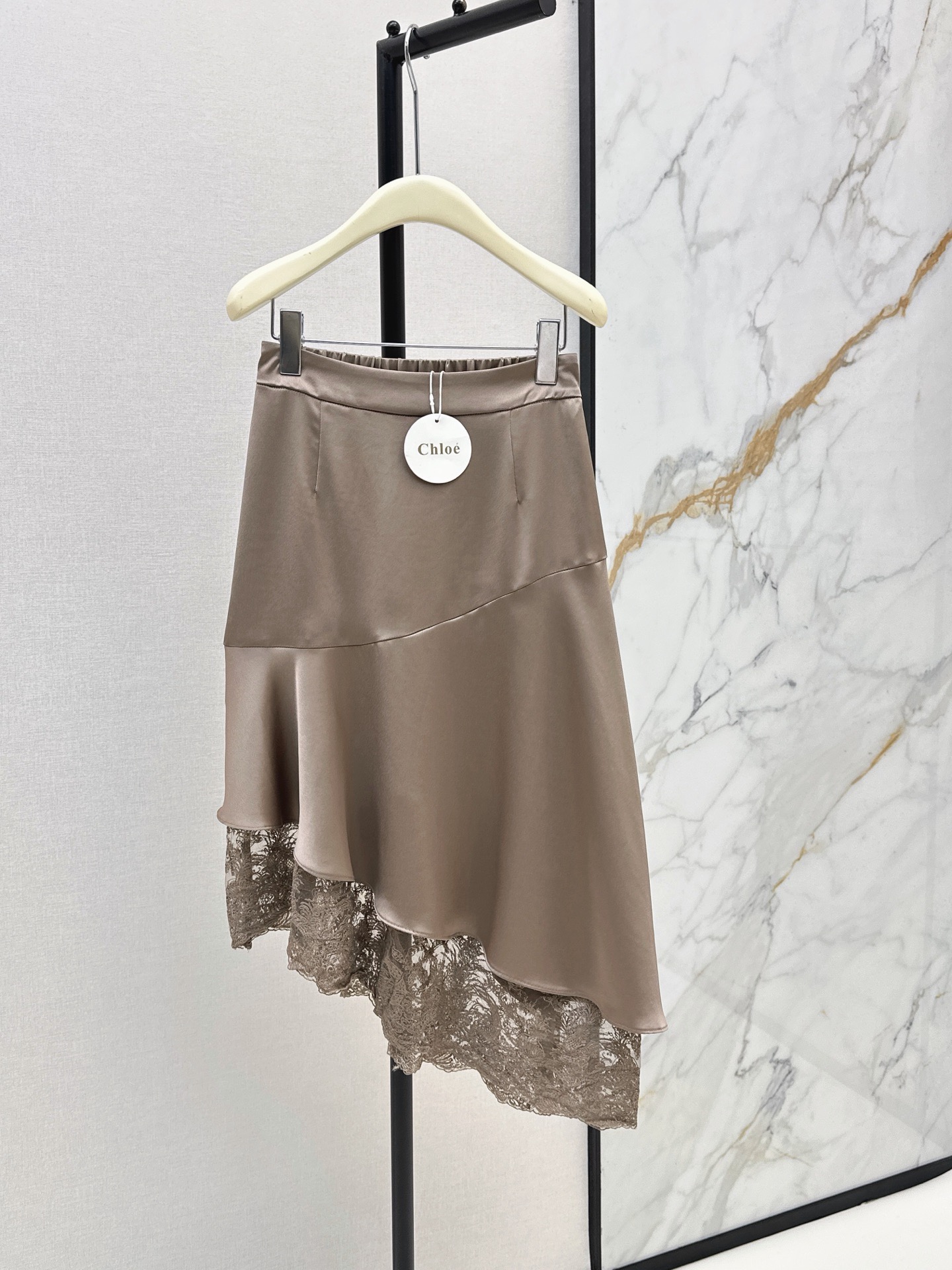 Chol 26ss contract lace skirt