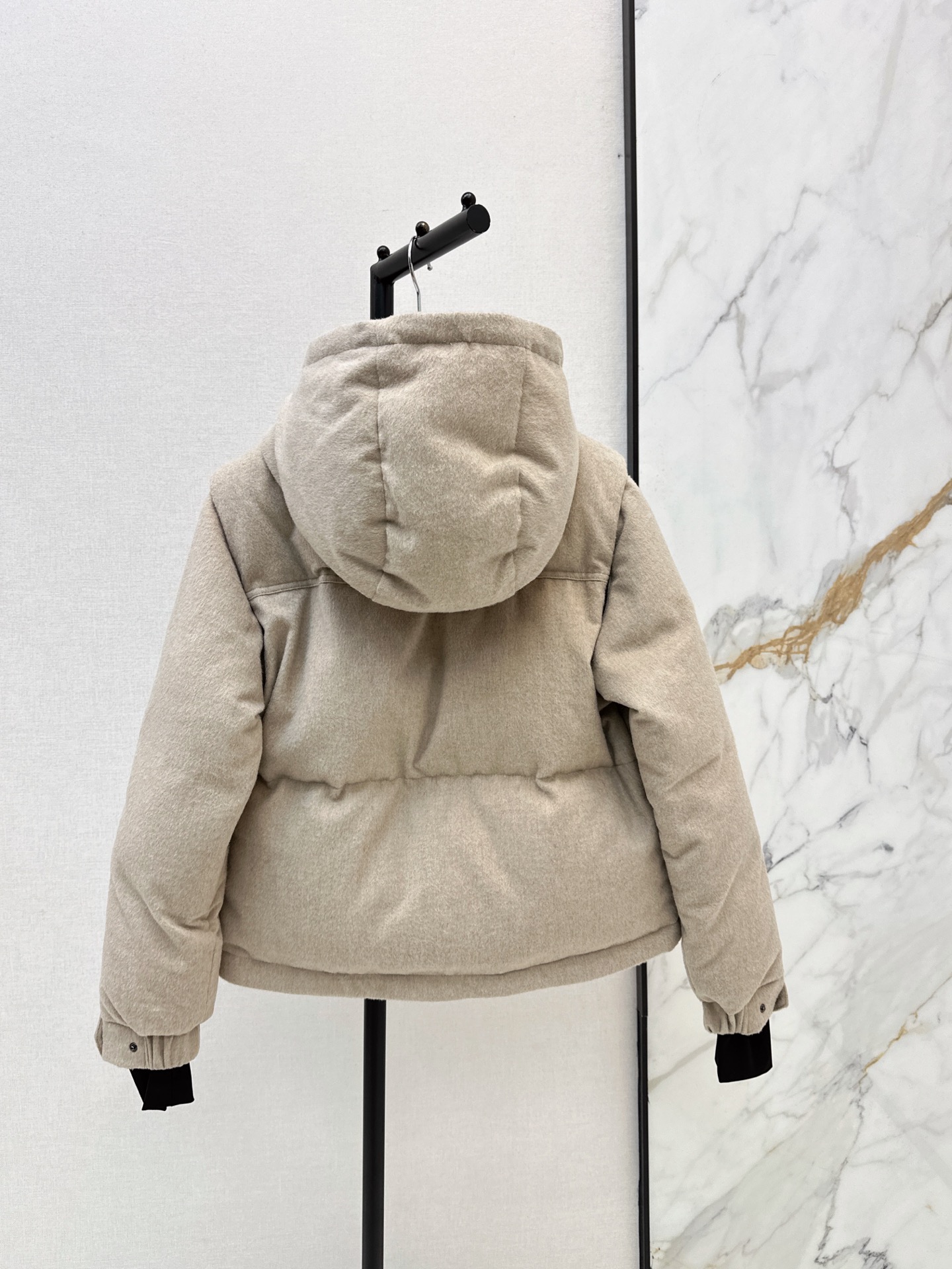 Monc 26fw detachable sleeve down jacket