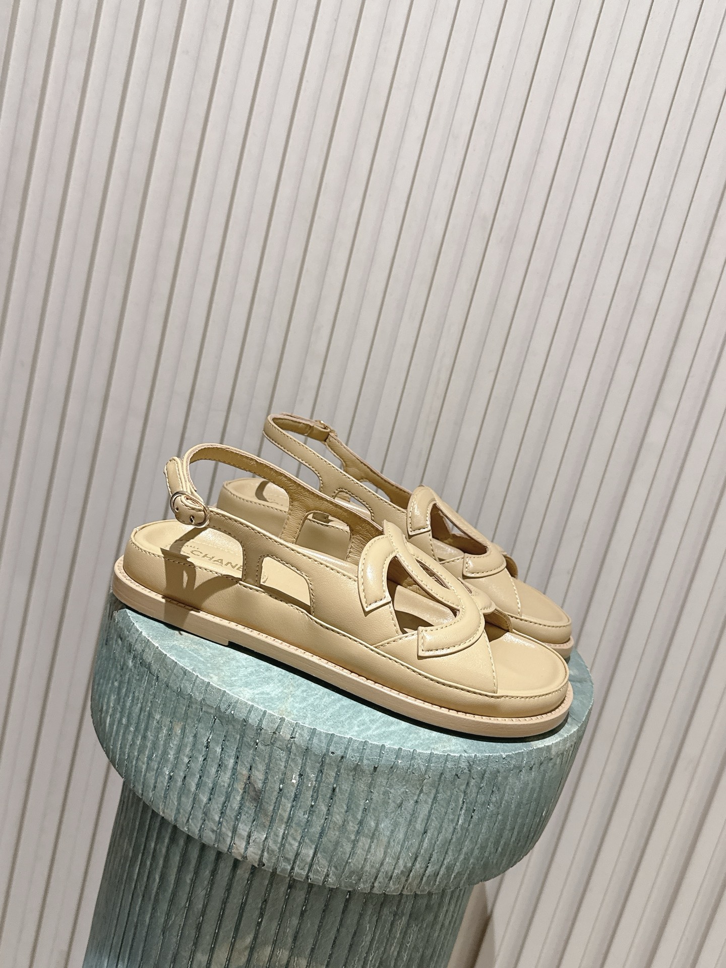 Chan 26fw sandals