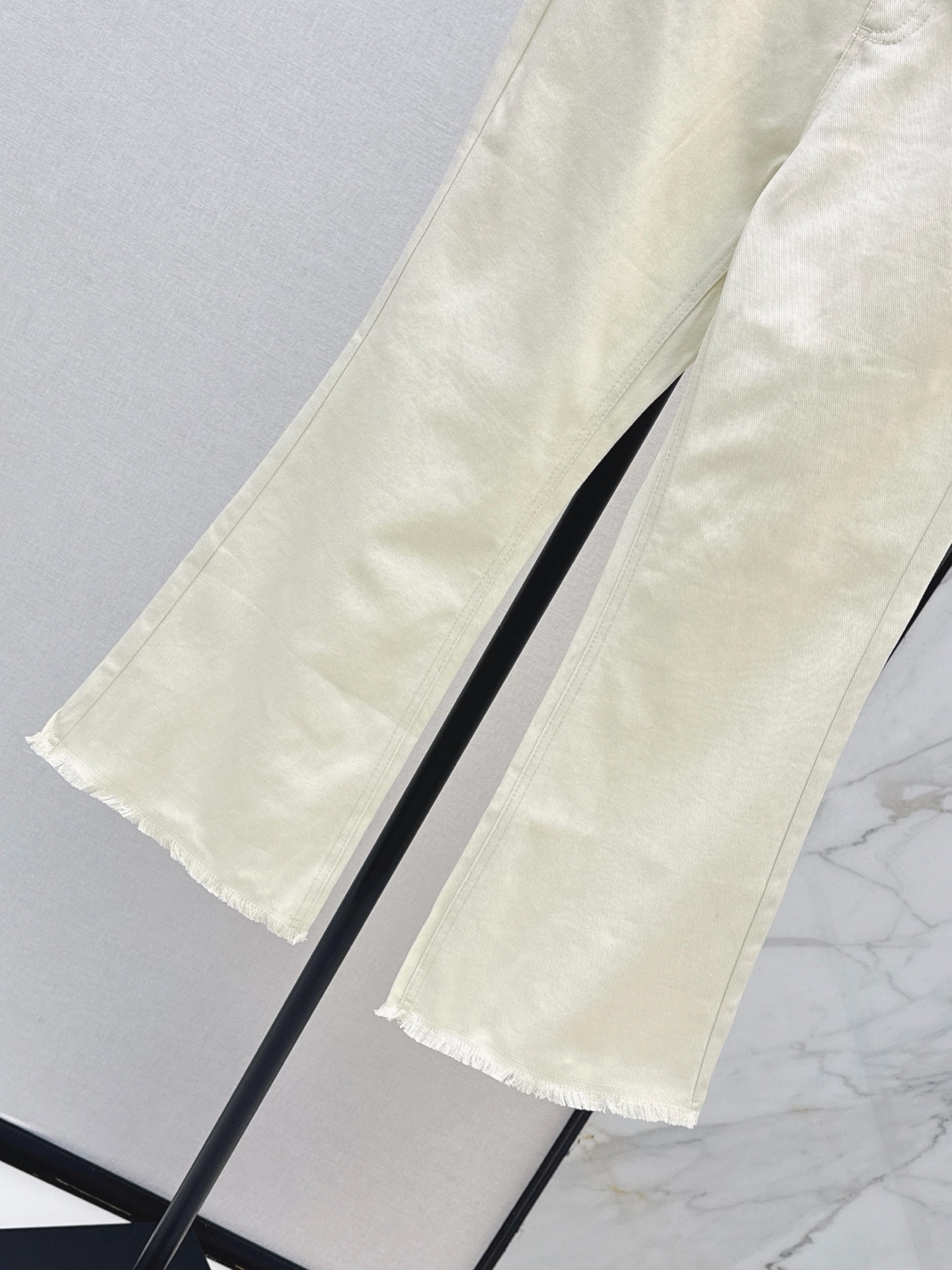 CD 26fw belted jeans
