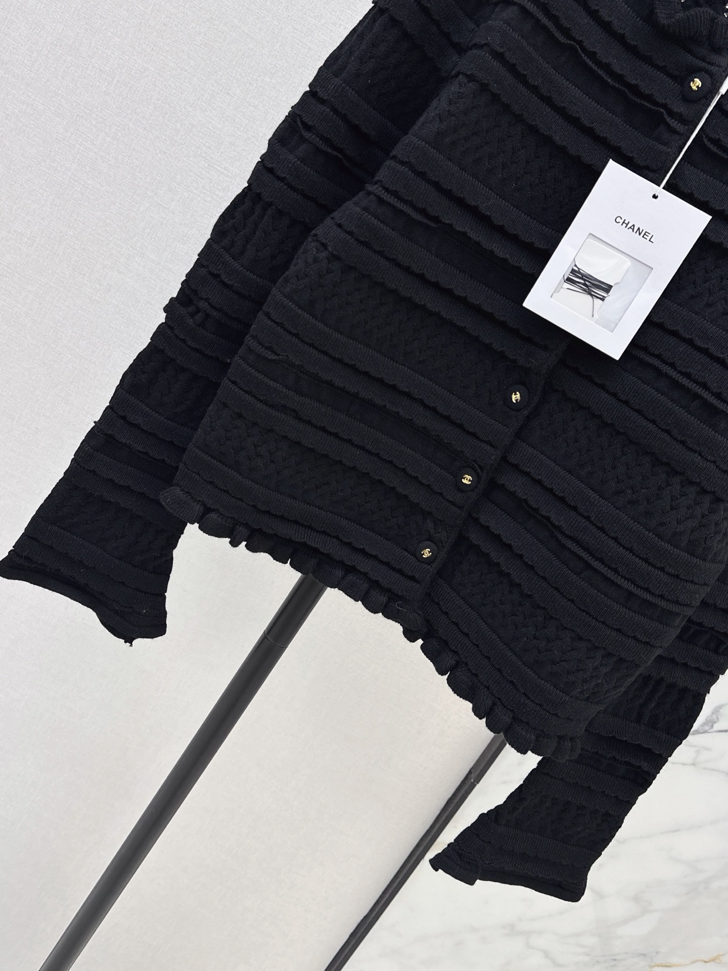Chan 26fw ruffle knit cardigan