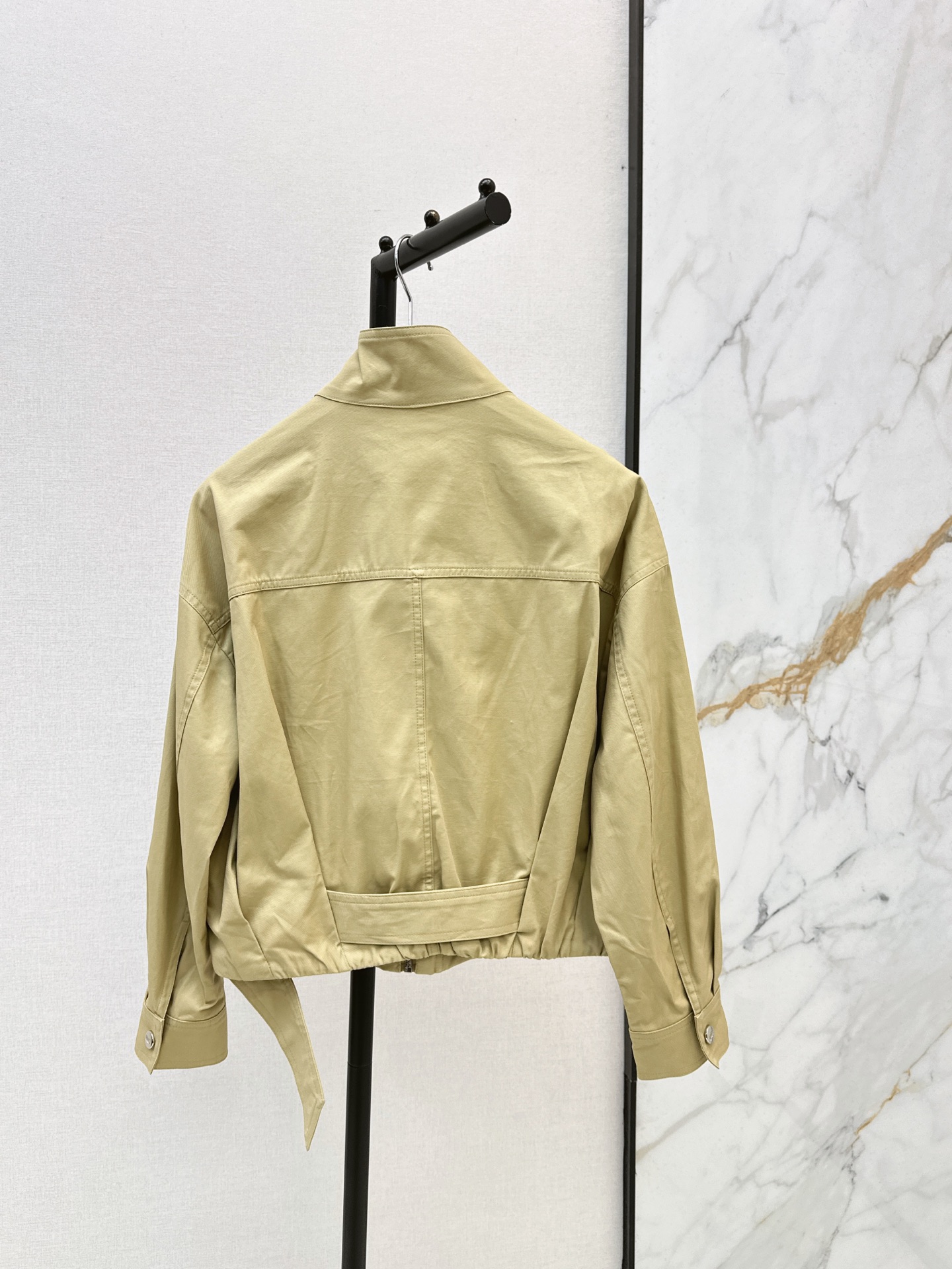 CD 26fw Stand-Collar Belted Cropped Jacket