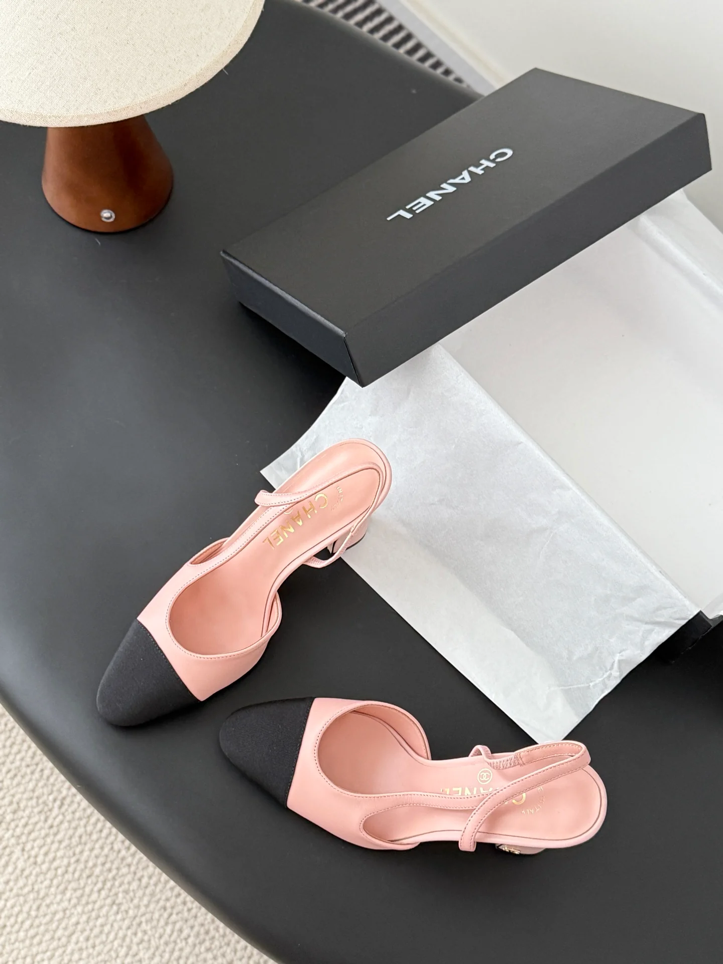 Chan 25fw slingback heels