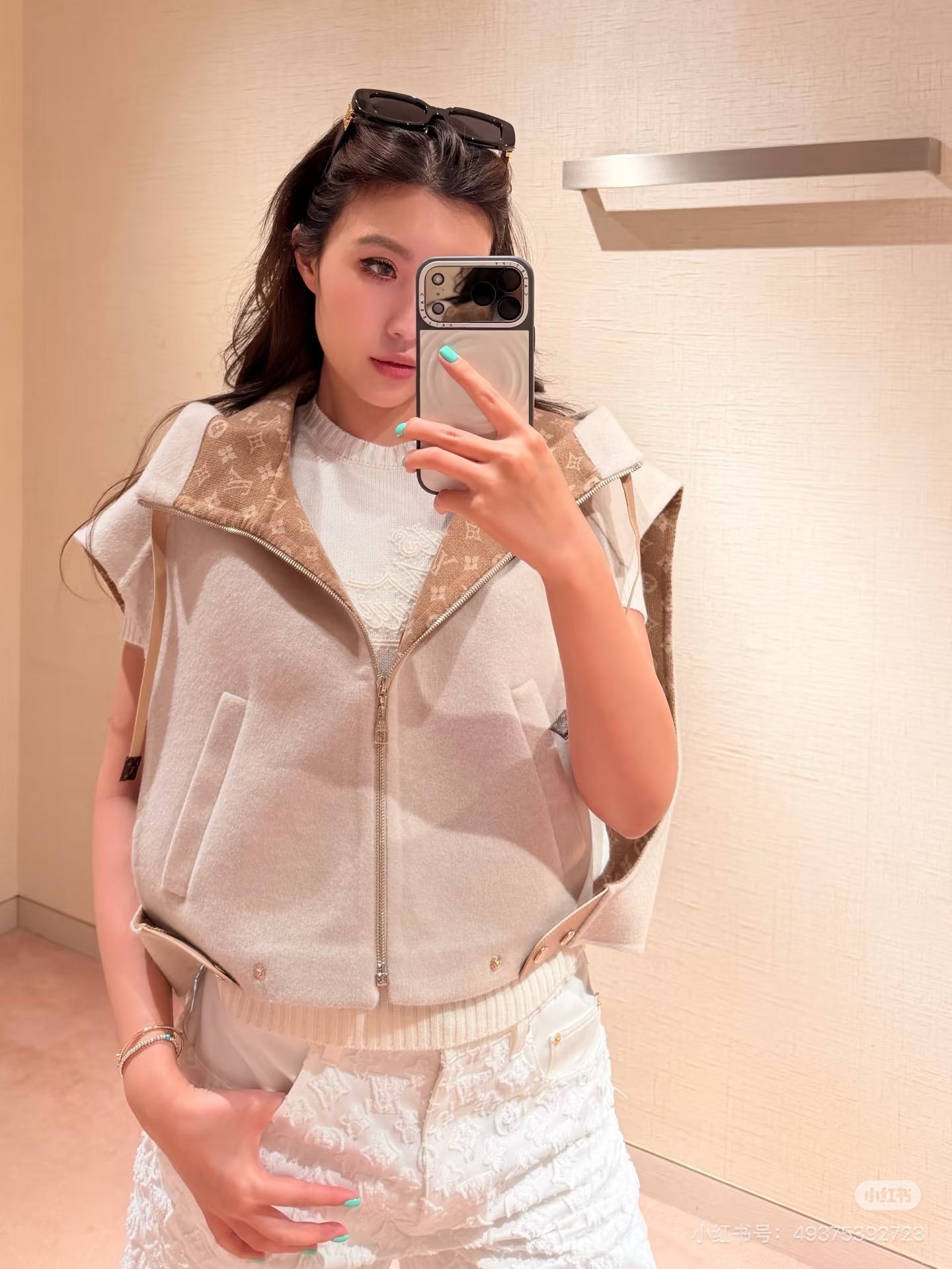 Loui 26ss hooded cape vest jacket