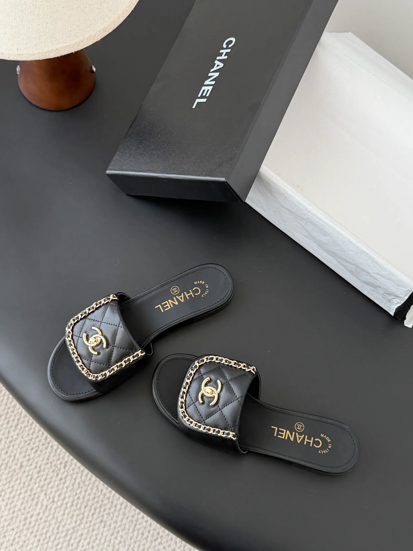 Chan 26ss sandals