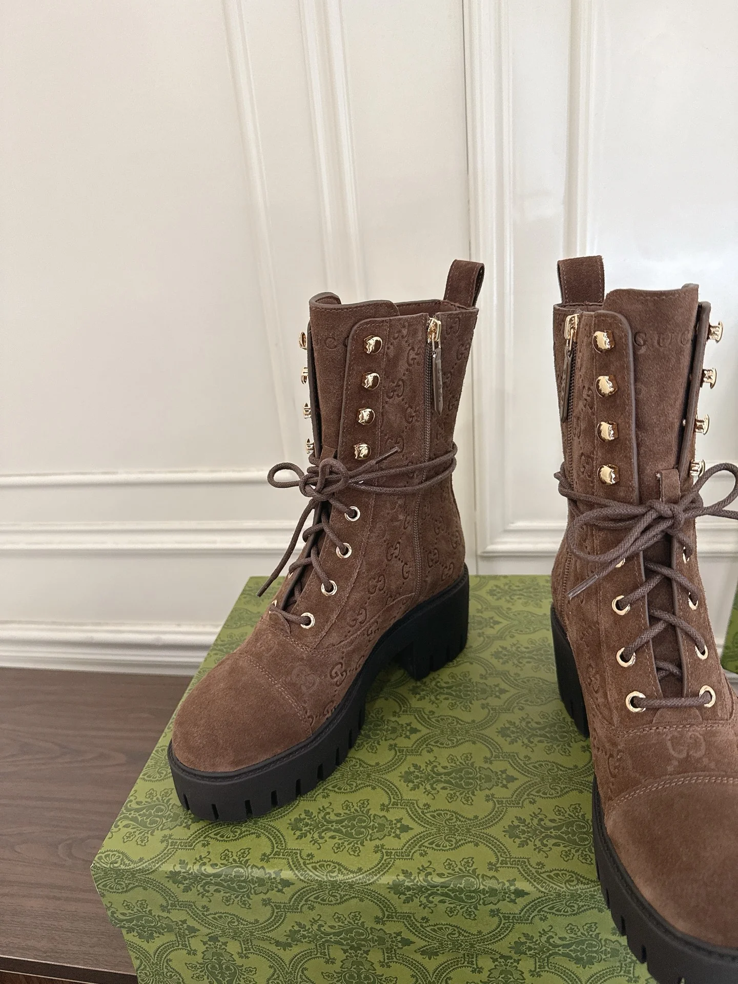 Gucc 25fw ankle boots