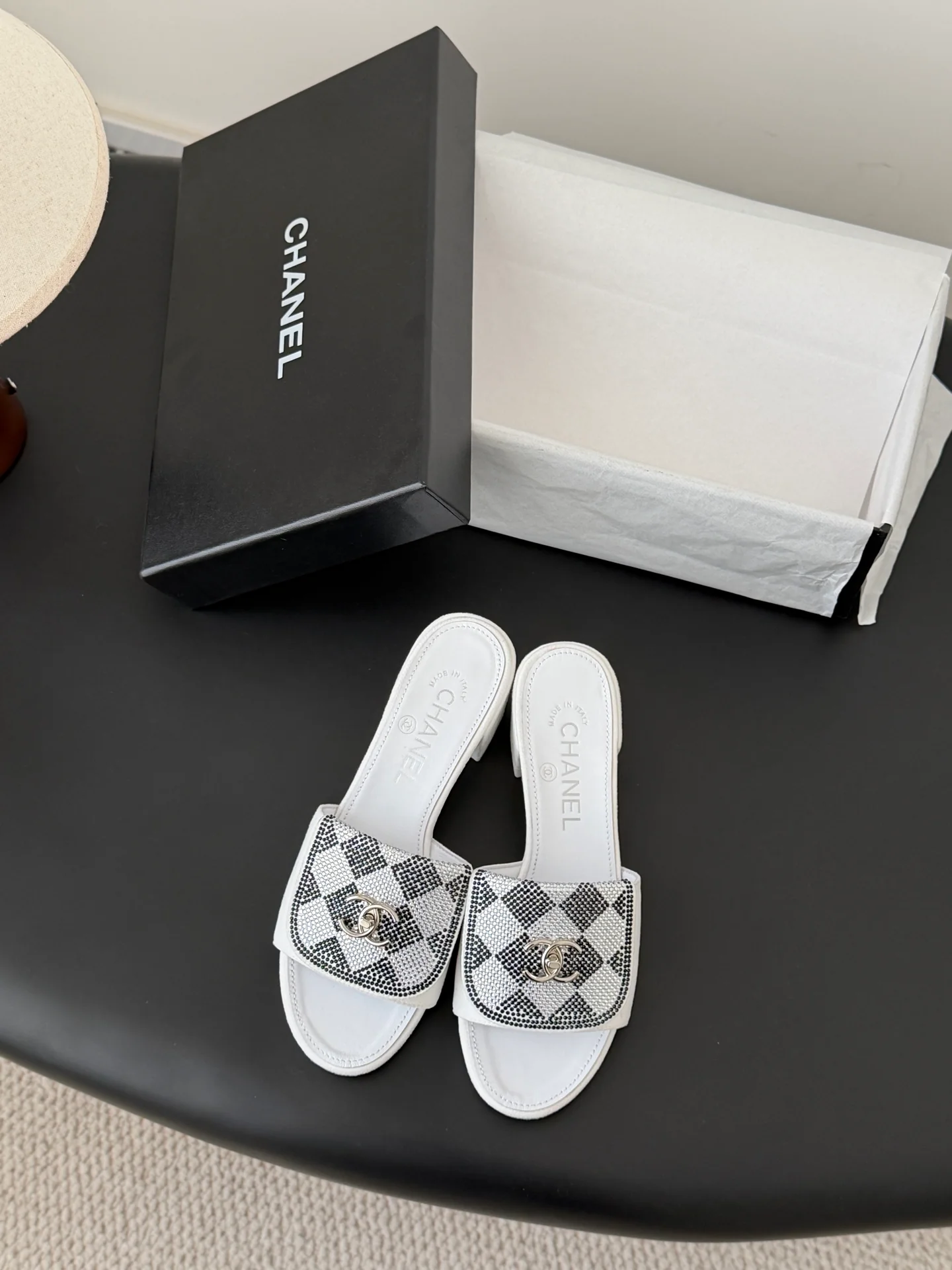Chan 26ss rhinestone-embellished chunky sandals