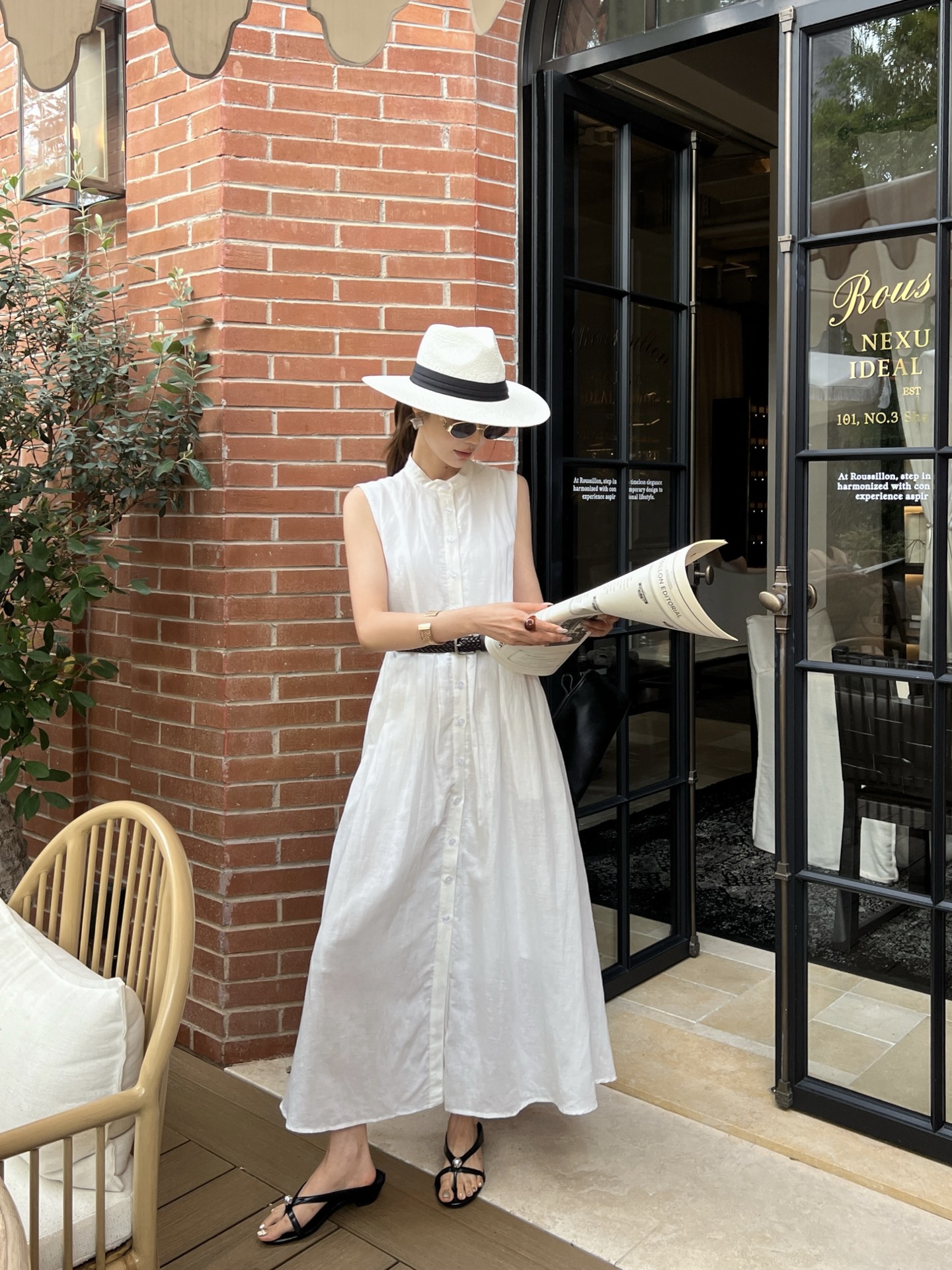 Brun 26ss sleeveless linen dress