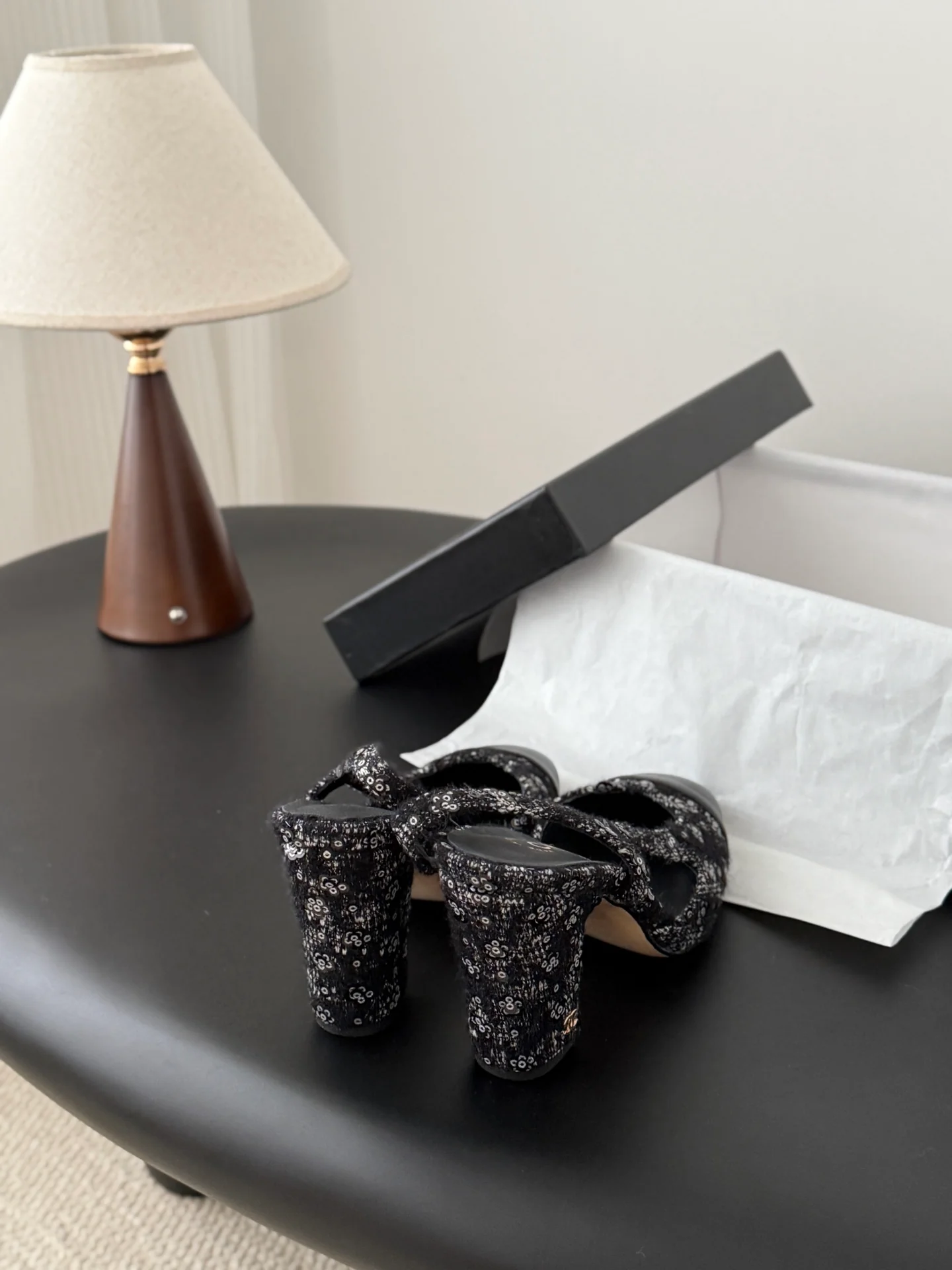 Chan 25fw slingback heels