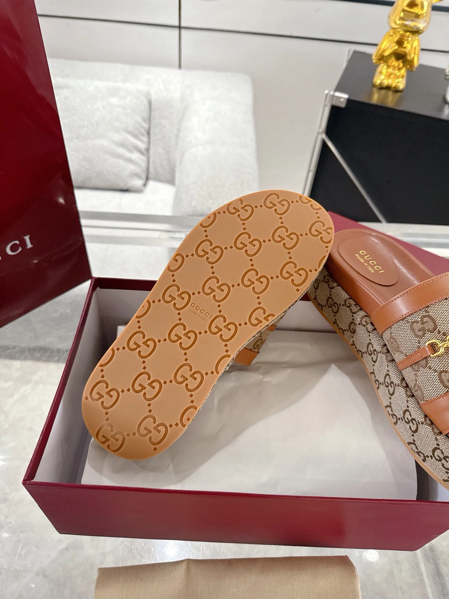 Gucc 25fw thick slippers