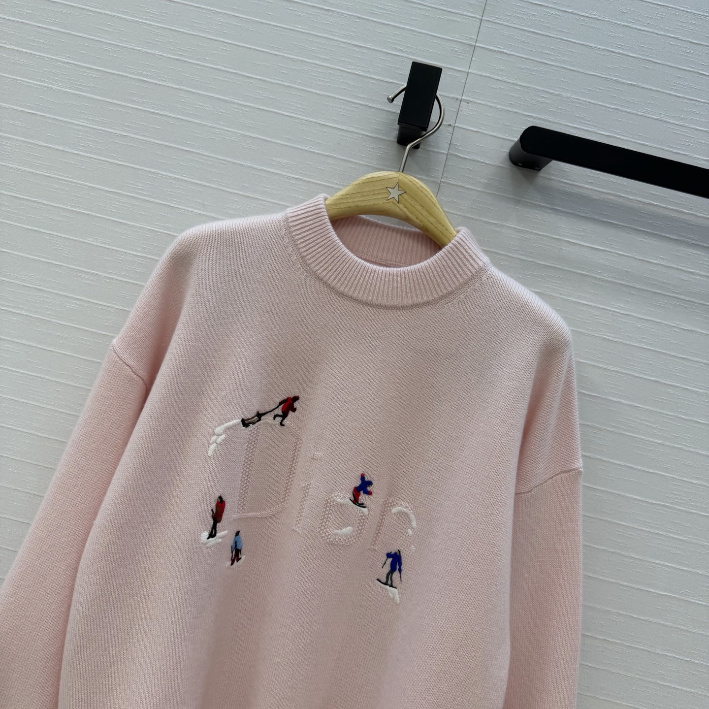 Dio 26fw cashmere sweater