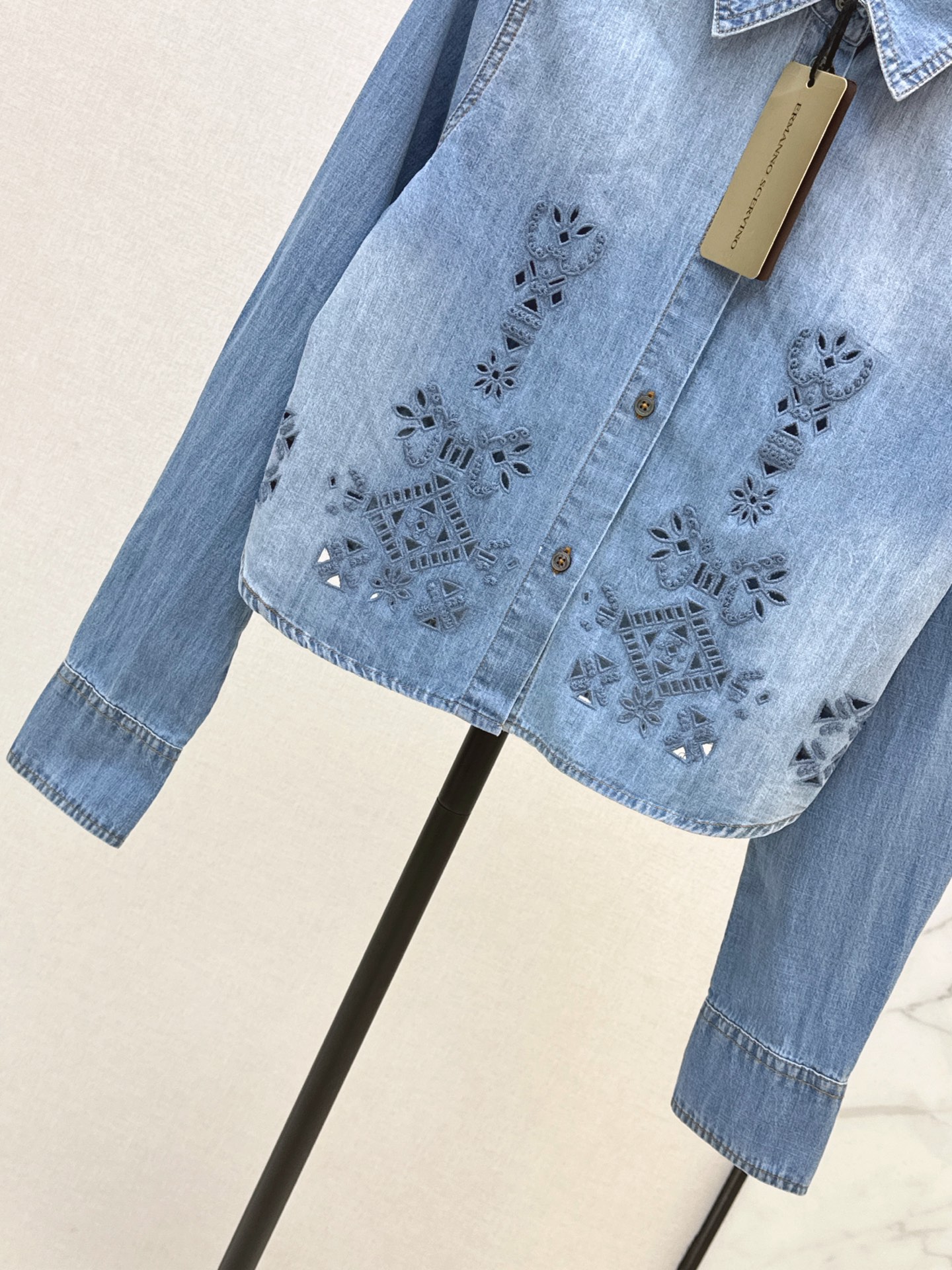 ES 26fw embroidery shirt